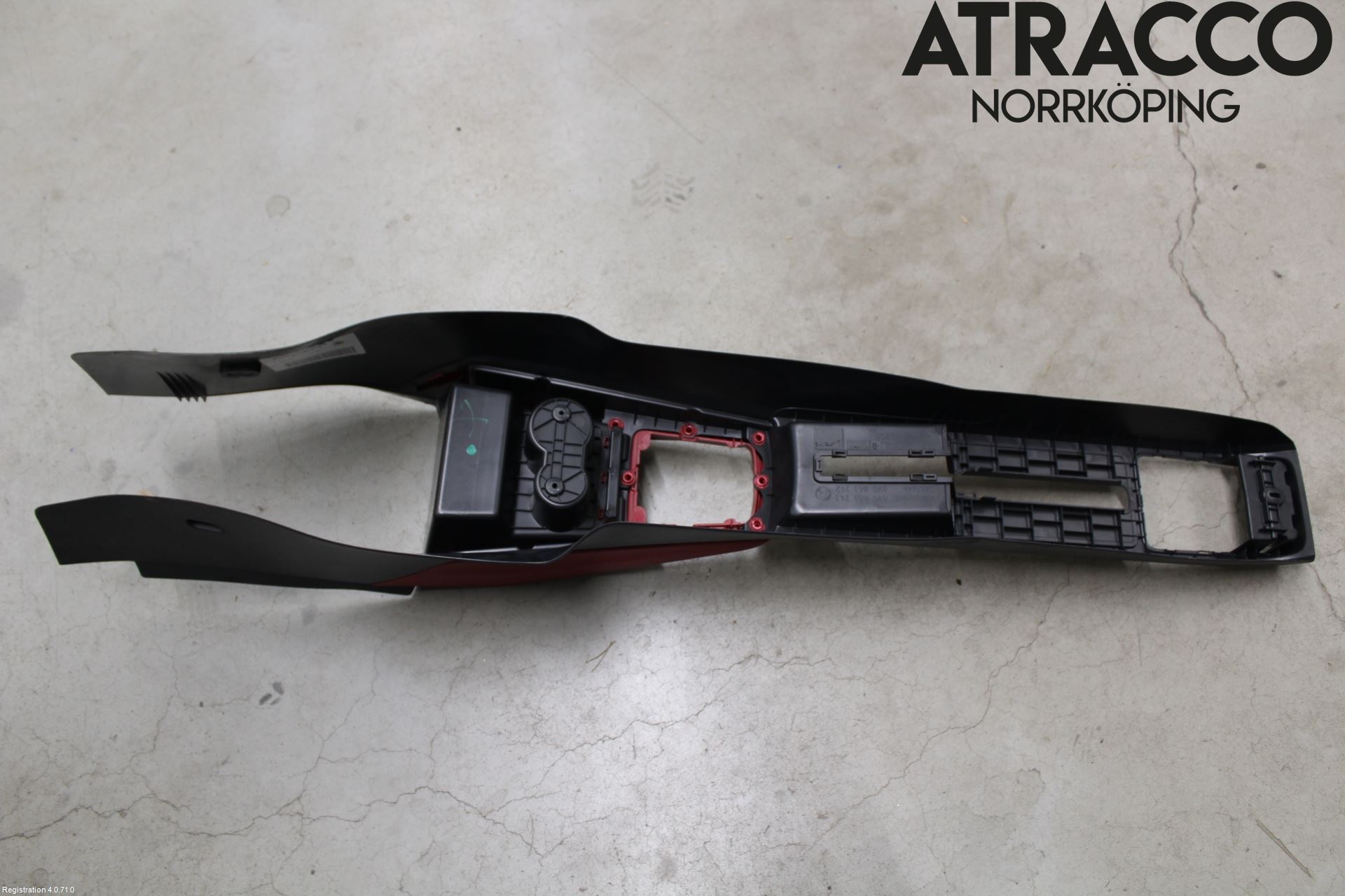 Skoda FABIA 15-21 Instrumentkonsoll Golv