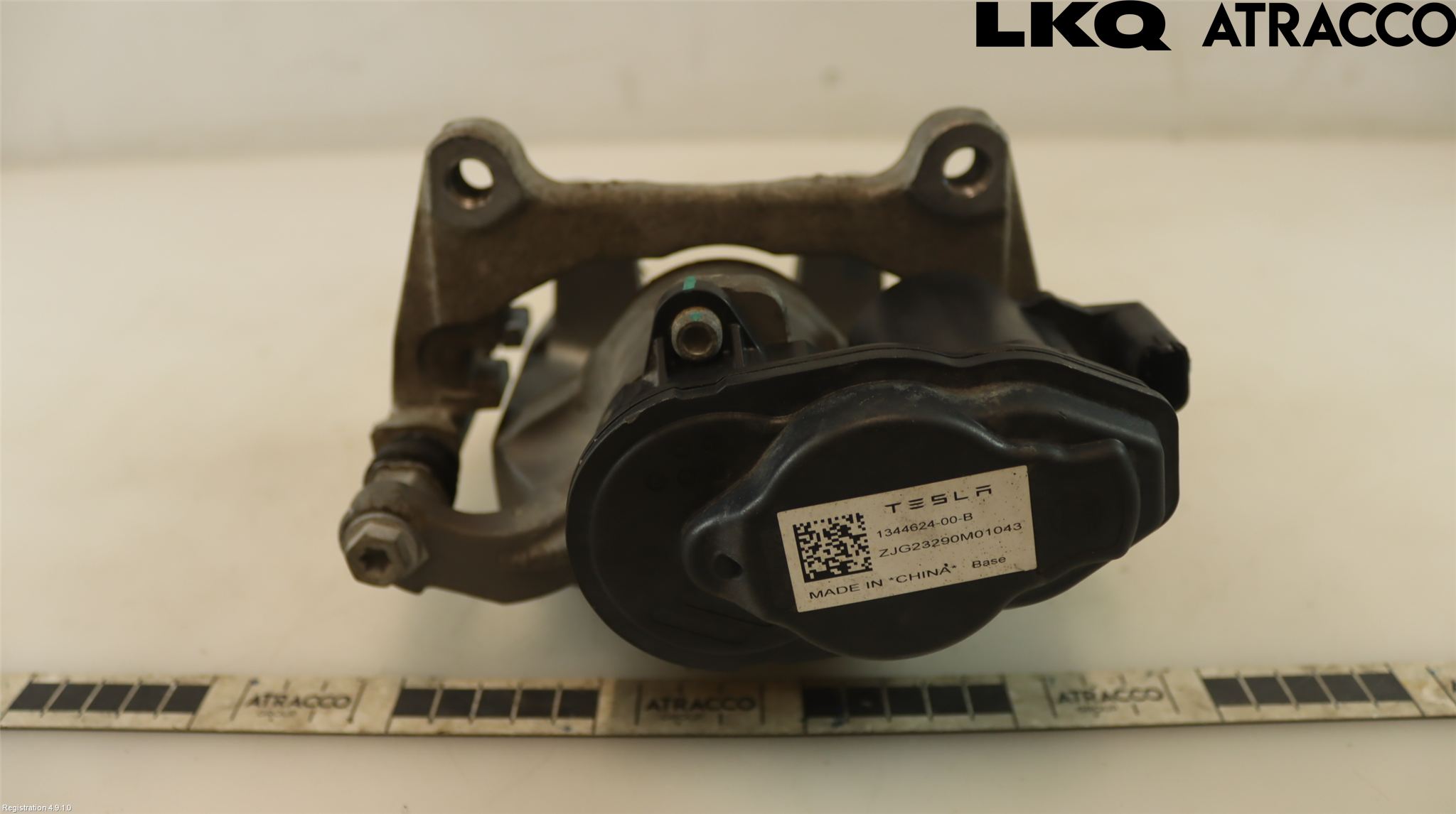 Tesla MODEL 3 17- Bromsok Bak Höger