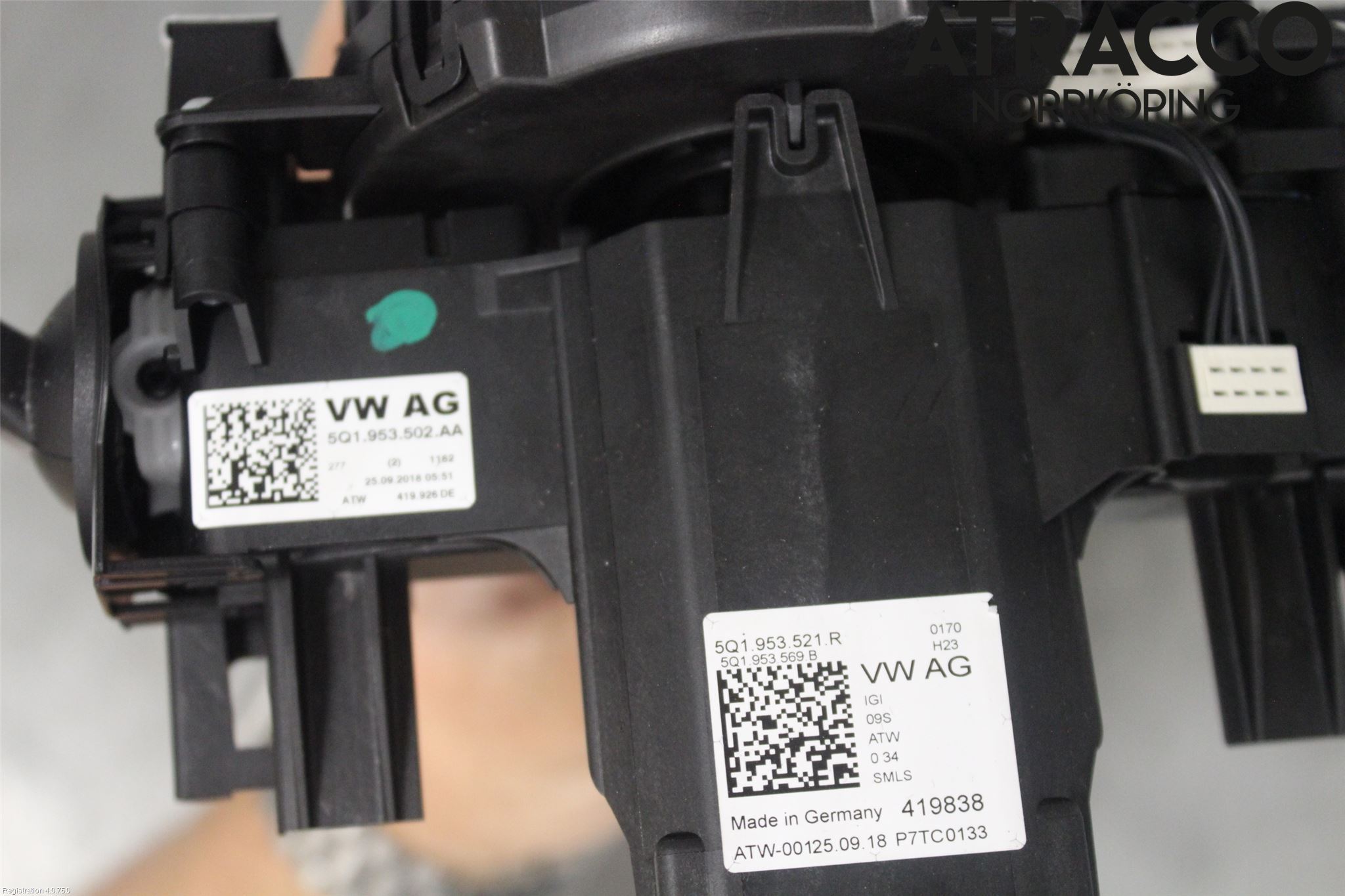 Volkswagen VW PASSAT 15-19 Spakcentral