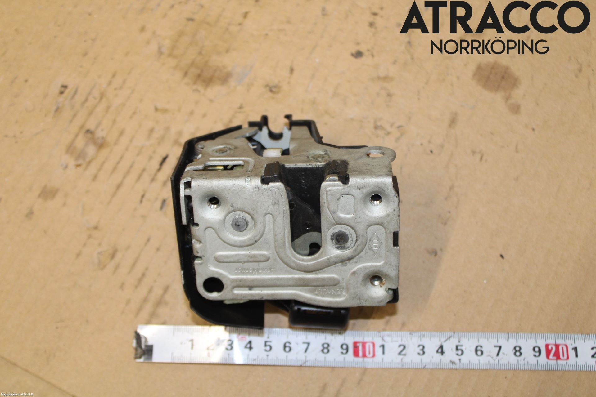 Renault CLIO II 01-08 Låskista-Dörrlås