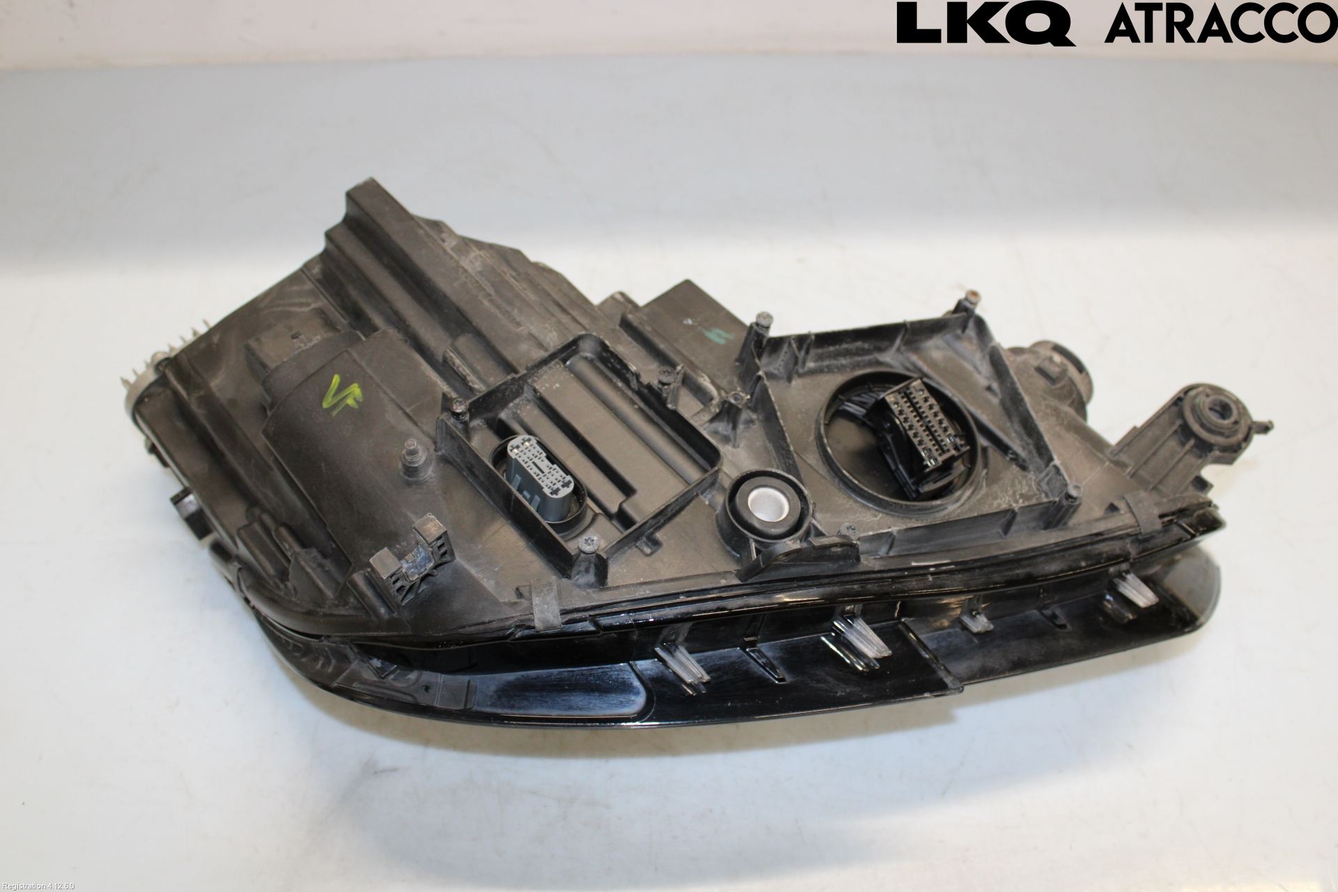 Audi A4/S4 B9 16-19 Strålkastare Vänster