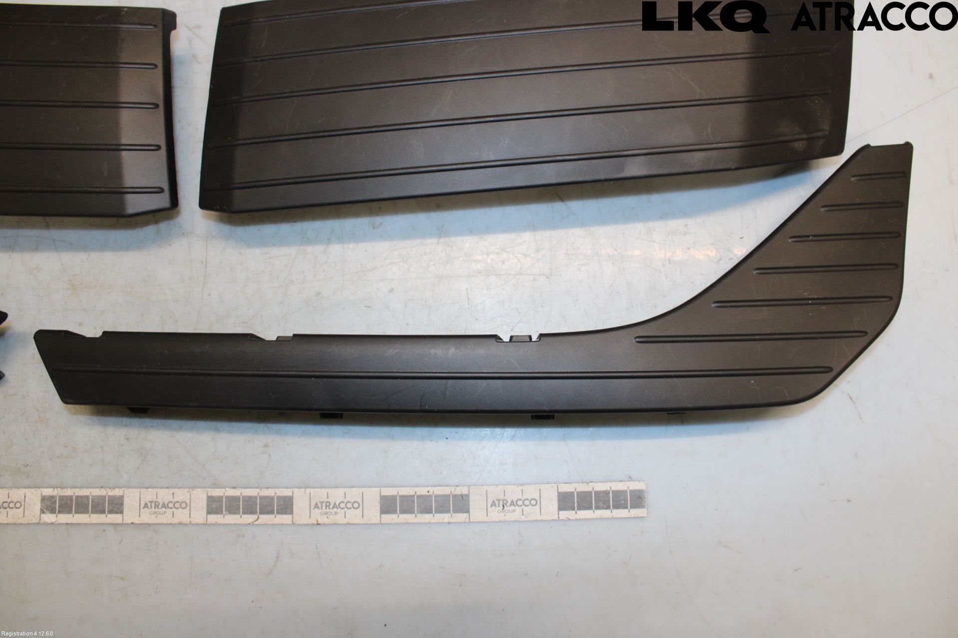 Peugeot 208/E-208 20- Stötfångardel Fram Mitt