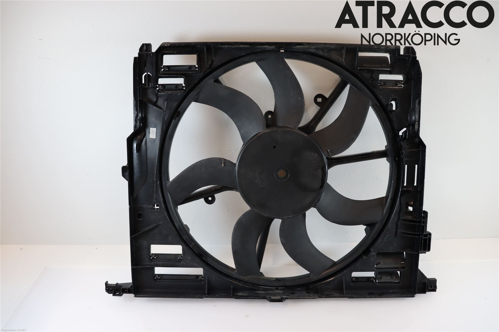 BMW 5 F10/F11/F18 09-17 Kylfläkt El