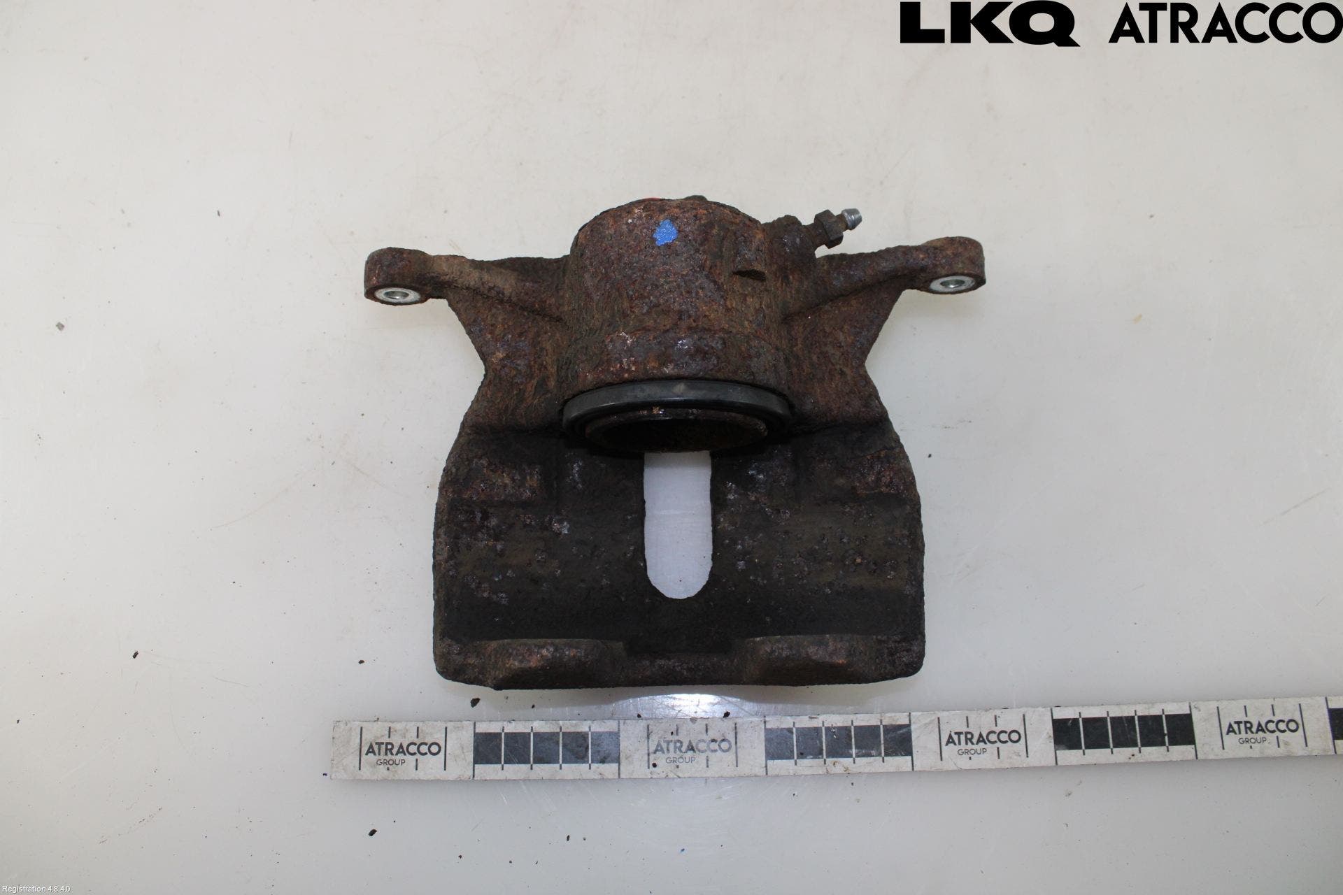 Seat ATECA 16->> Bromsok Fram Höger