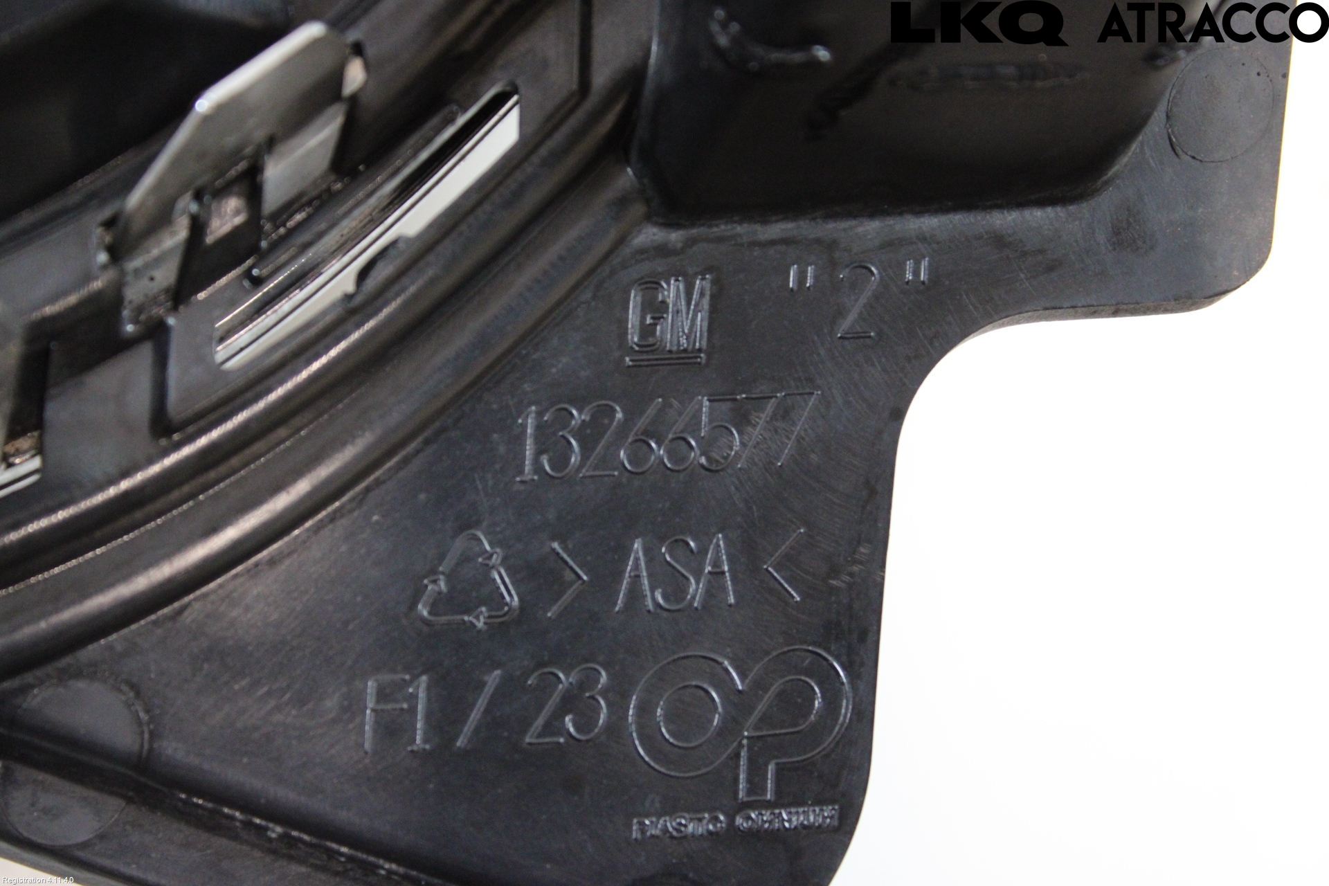 Opel ASTRA J 10-15 Grill Komp