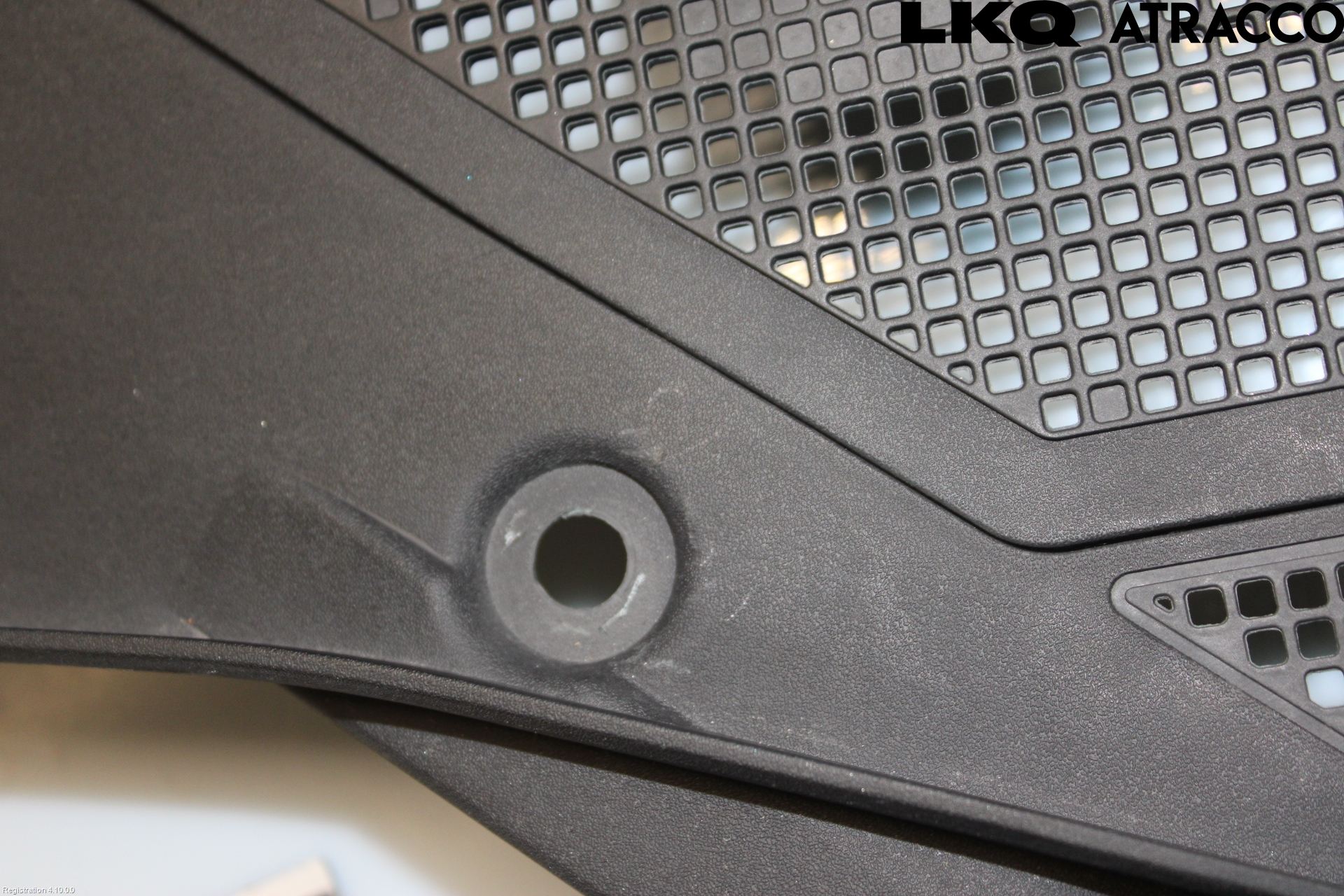 Jaguar F-PACE Torpedplåt-Torpedplast