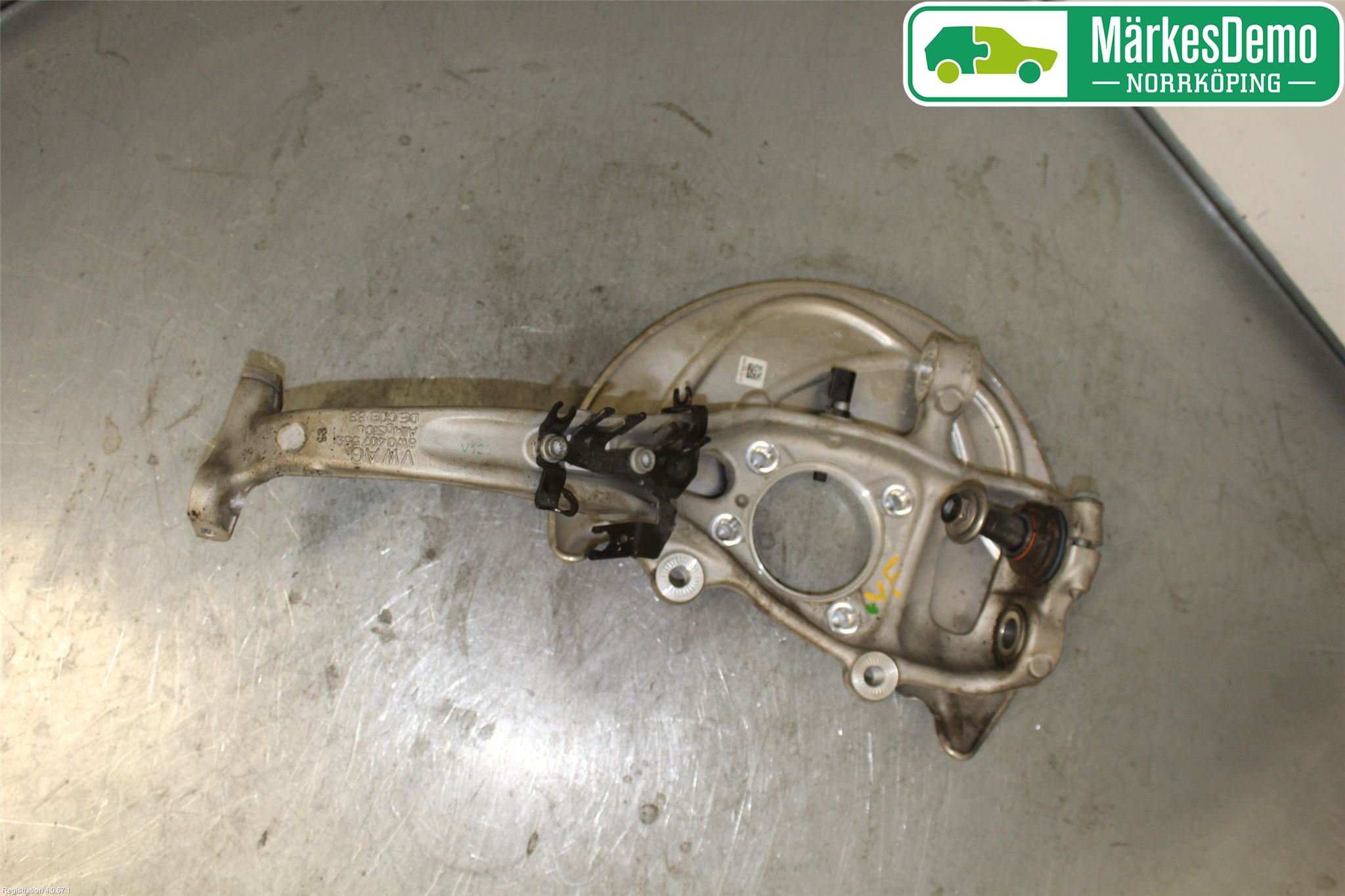 Audi A4/S4 B9 16-19 Styrspindel Lagerhus Vä