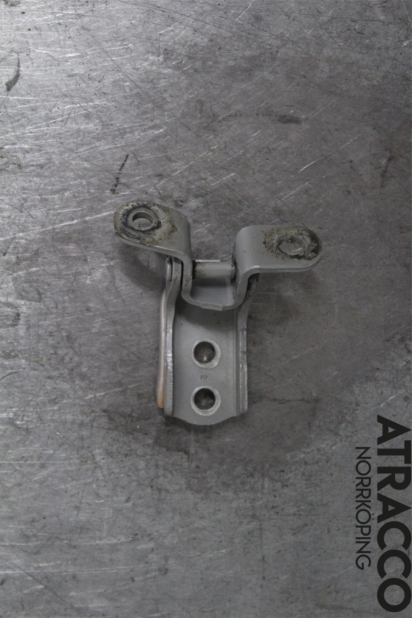 Toyota YARIS XP90 06-11 Dörrgångjärn