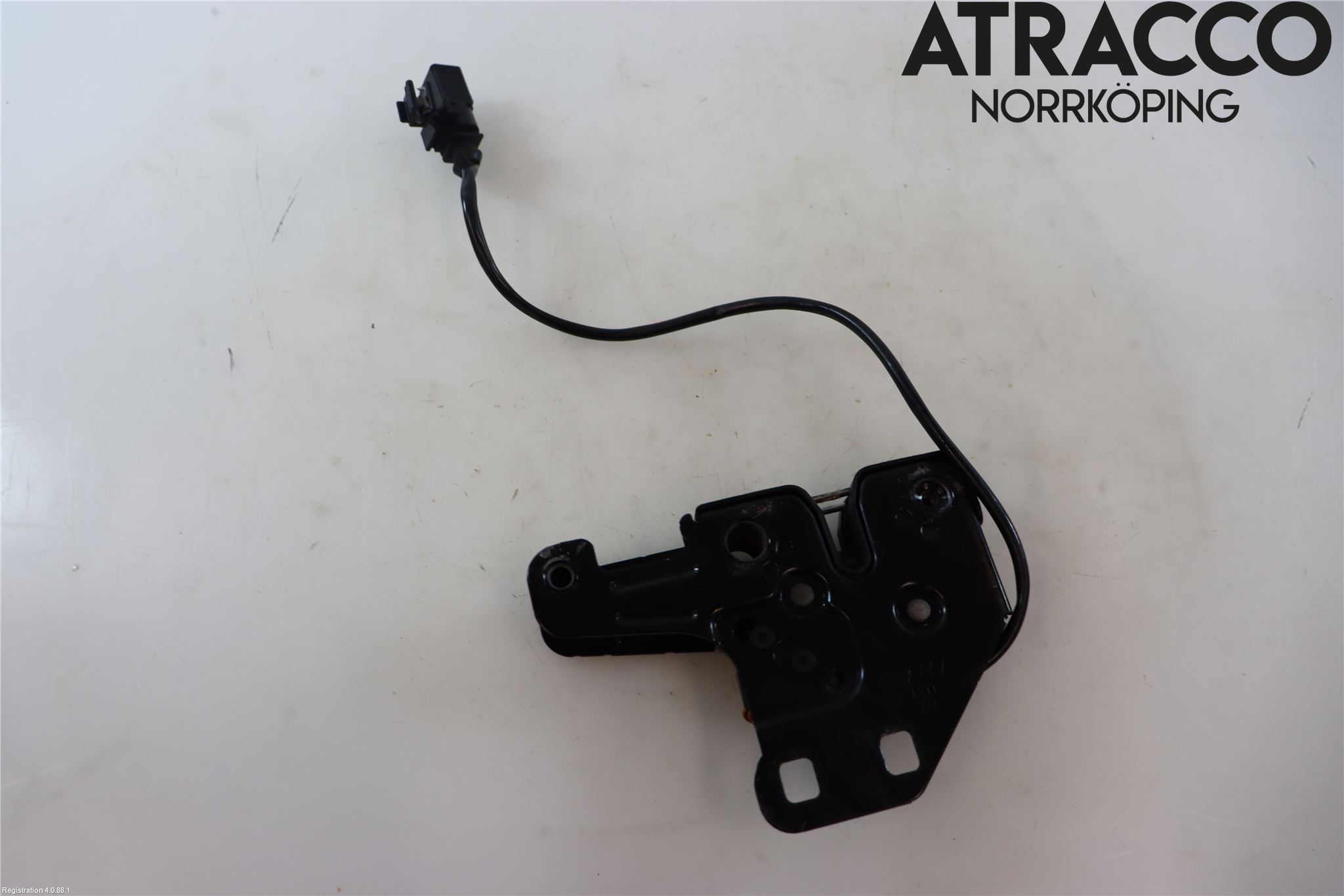 Audi ALLROAD 06-11 Huvlås