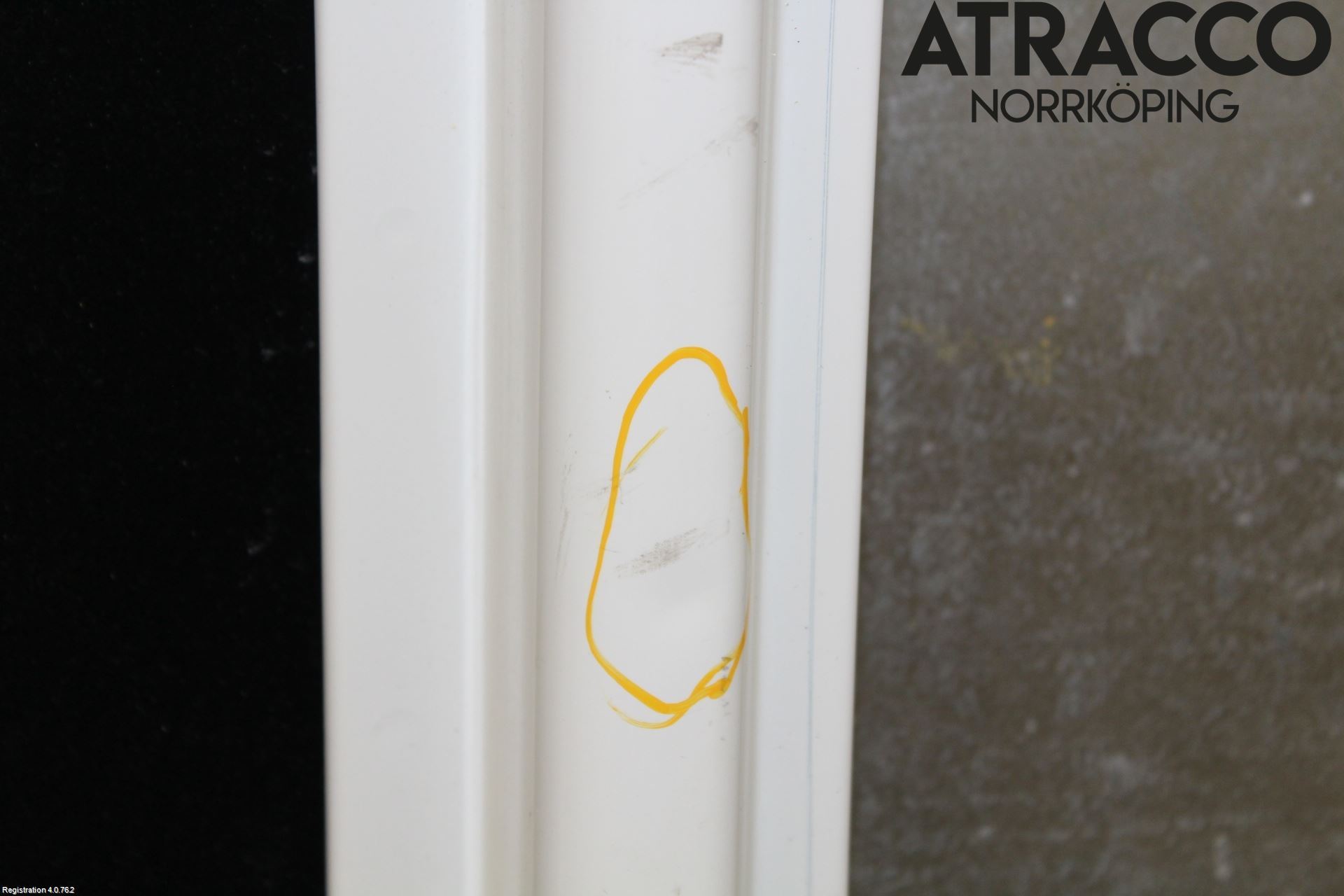 Volkswagen VW CADDY      04-10 Dörr Bak Van-Skåp Höger