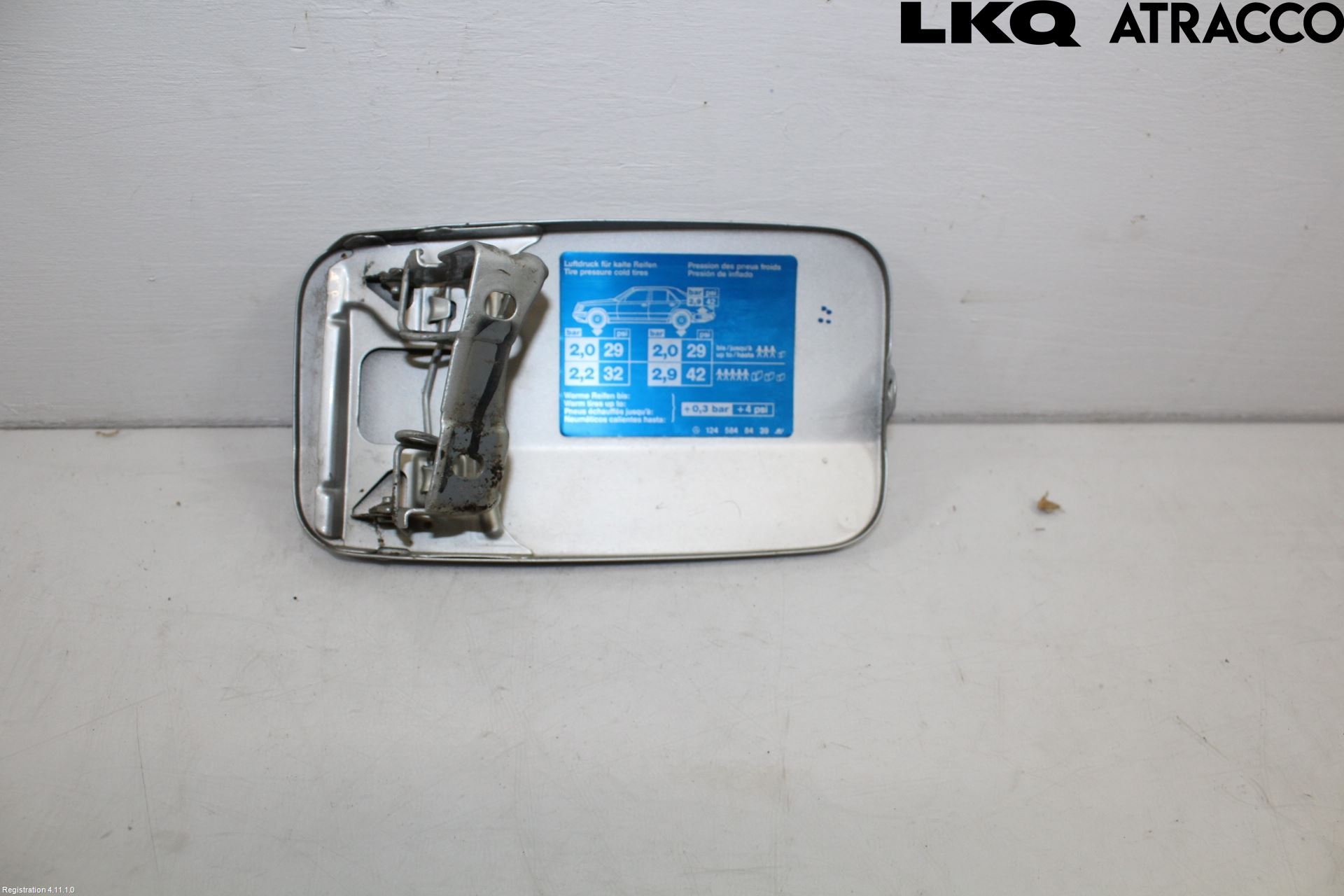 Mercedes-Benz MB 200-500  (W124) 86-96 Tanklucka