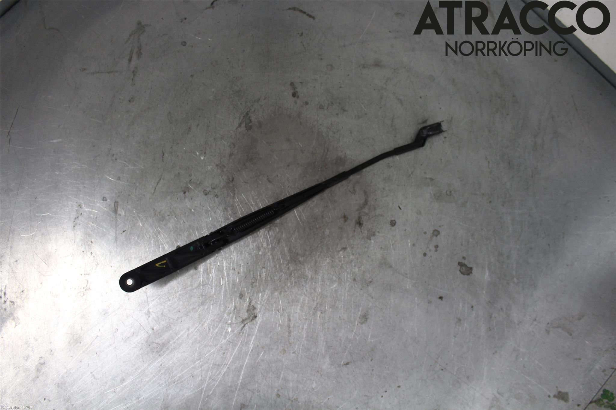 Volkswagen VW PASSAT 20-24 Torkararm Armar Vindruta