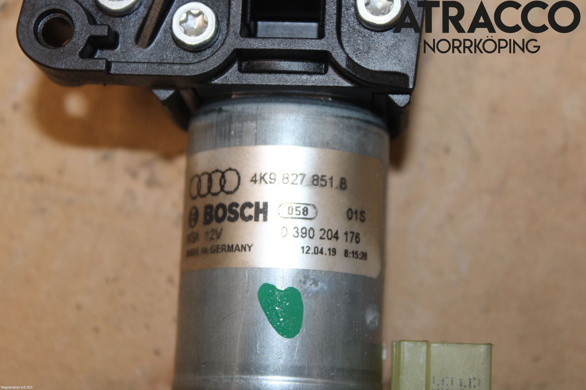 Audi A6 F2/C8 19- Bakluckeöppnare Automatisk