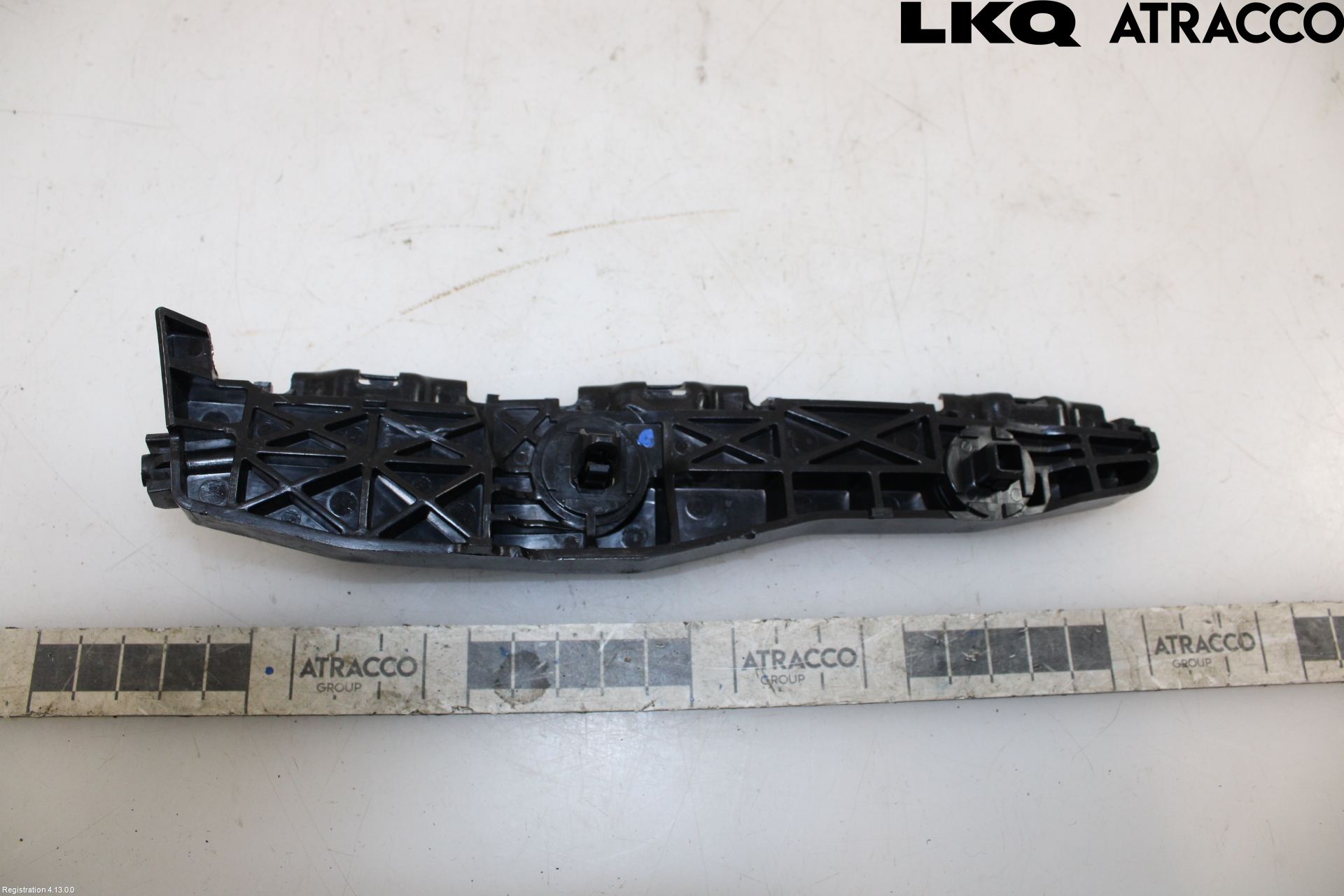 Toyota RAV 4 06-12 Stötfångarfäste Bak Hö