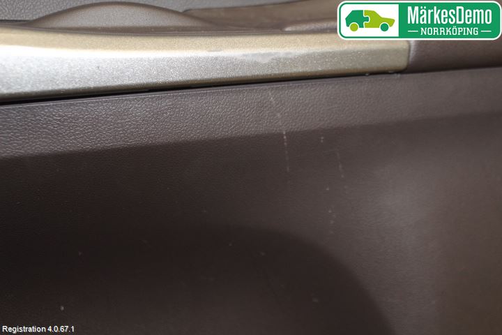 Toyota iQ Dörrklädsel Hö