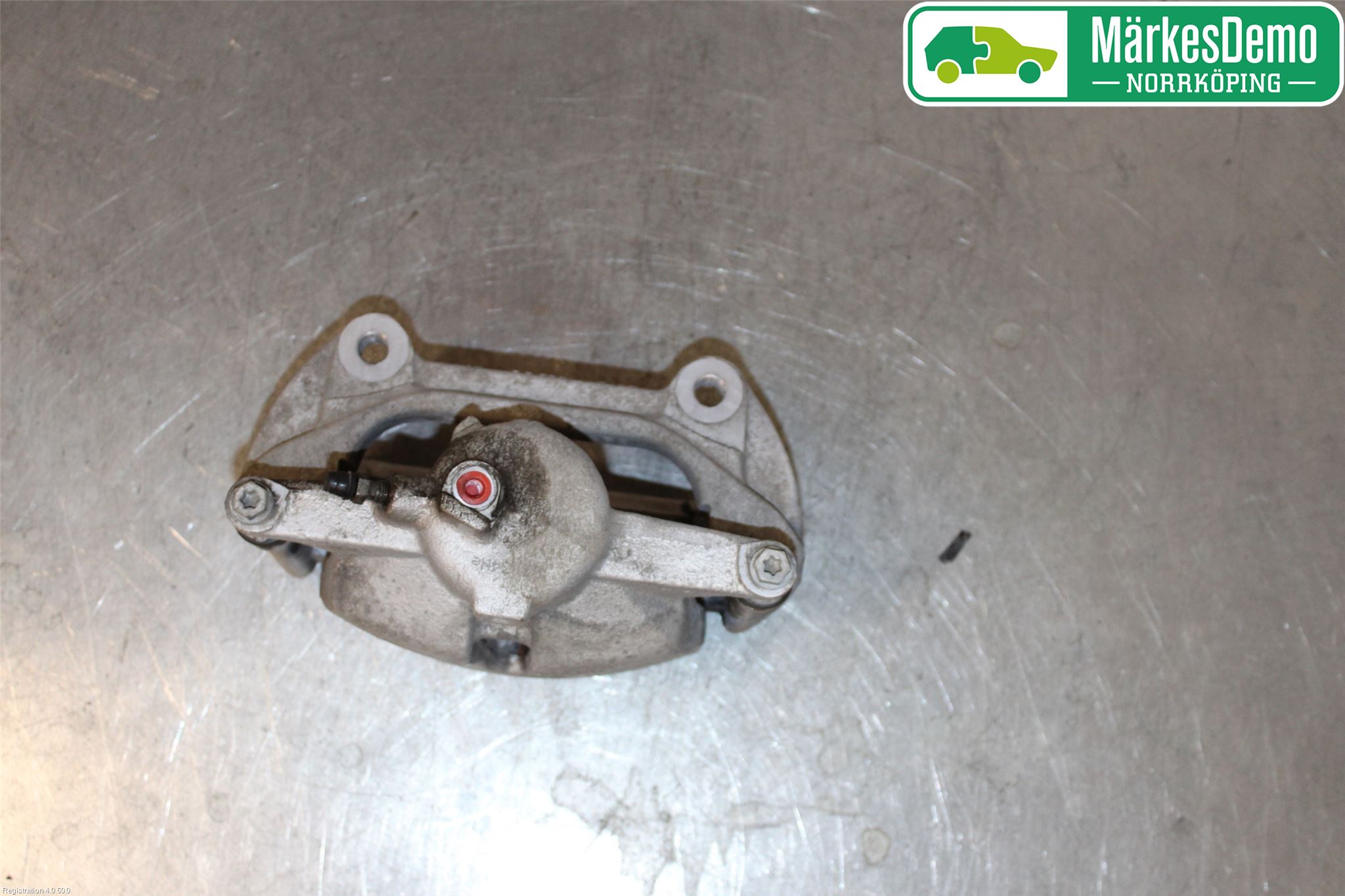 Seat TARRACO 19- Bromsok Fram Höger