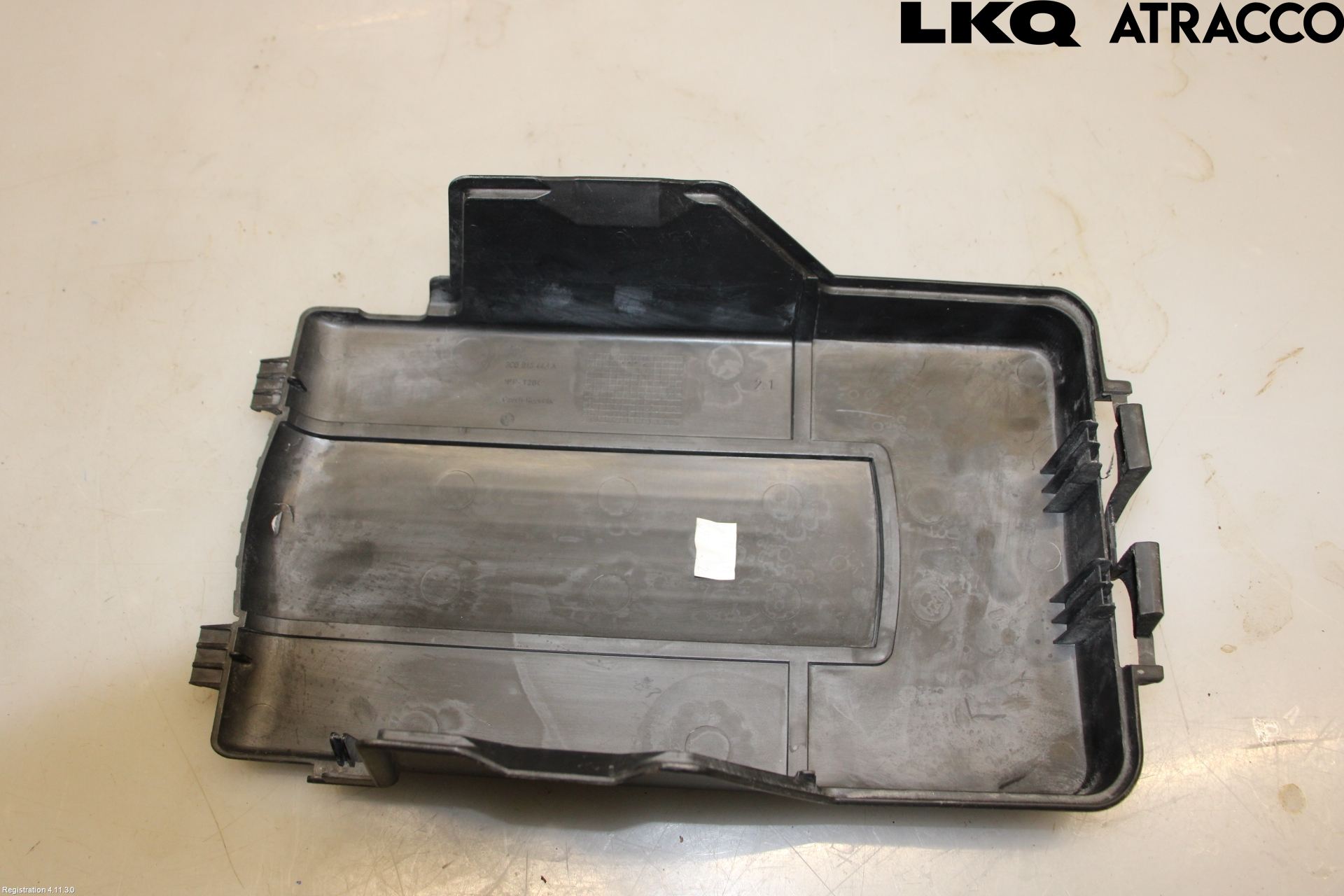 Audi A3/S3 05-13 Batterilåda-Fäste-Hållare