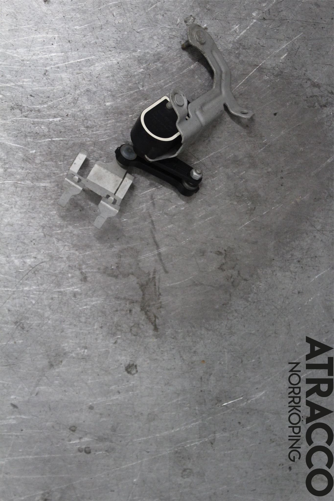 Mercedes-Benz MB E-KLASS (W213) 16-23 Givare Xenon/Ljushöjdsreglering