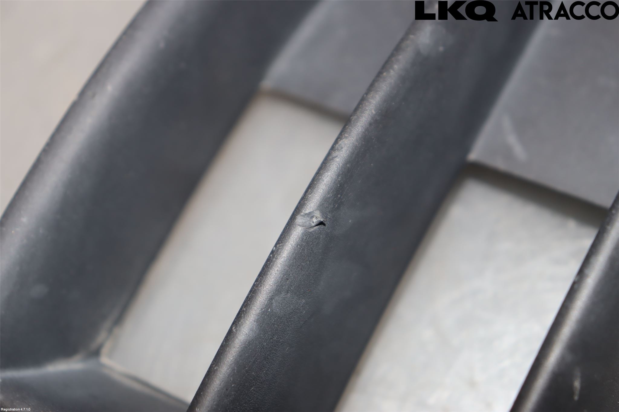 Skoda ROOMSTER Grilldel Höger