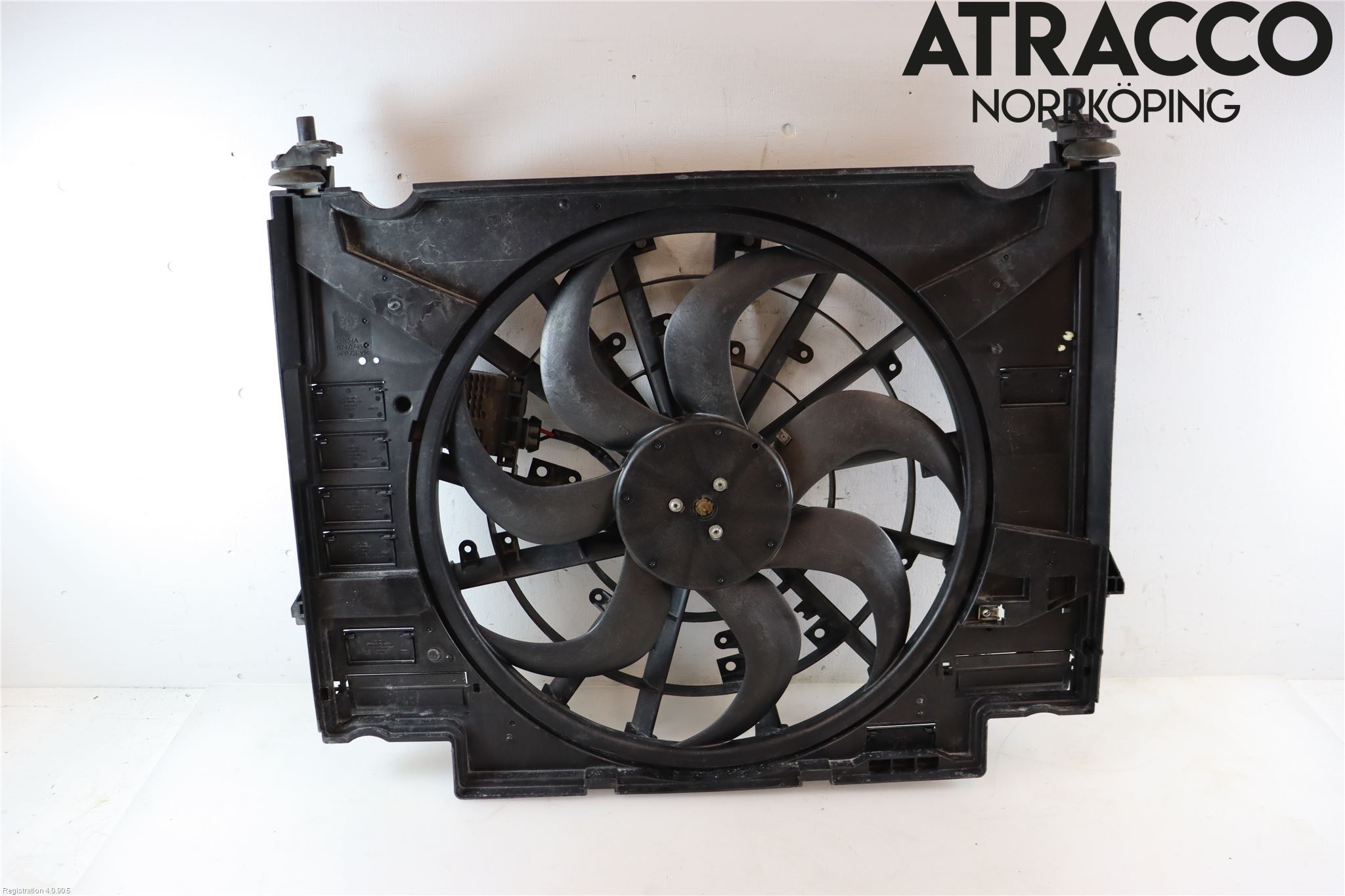 Jaguar F-PACE Kylfläkt El