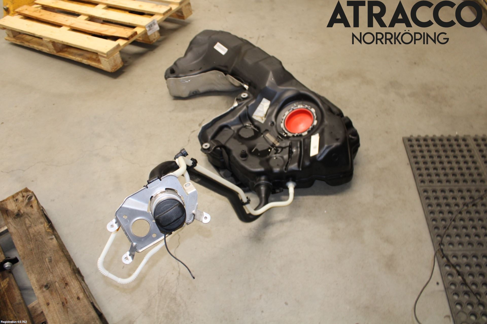 Audi A5 17- Bränsletank Insprutning