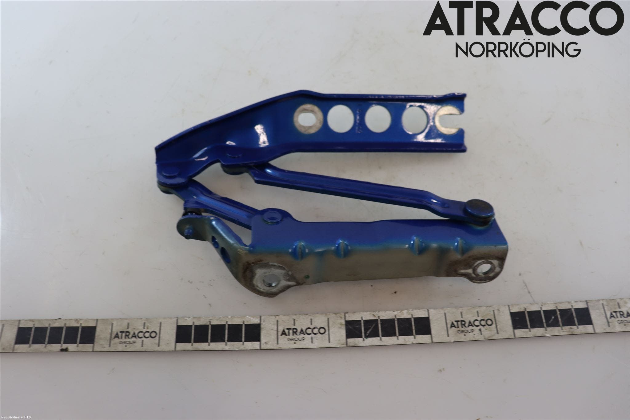 Skoda FABIA 07-14 Huvgångjärn