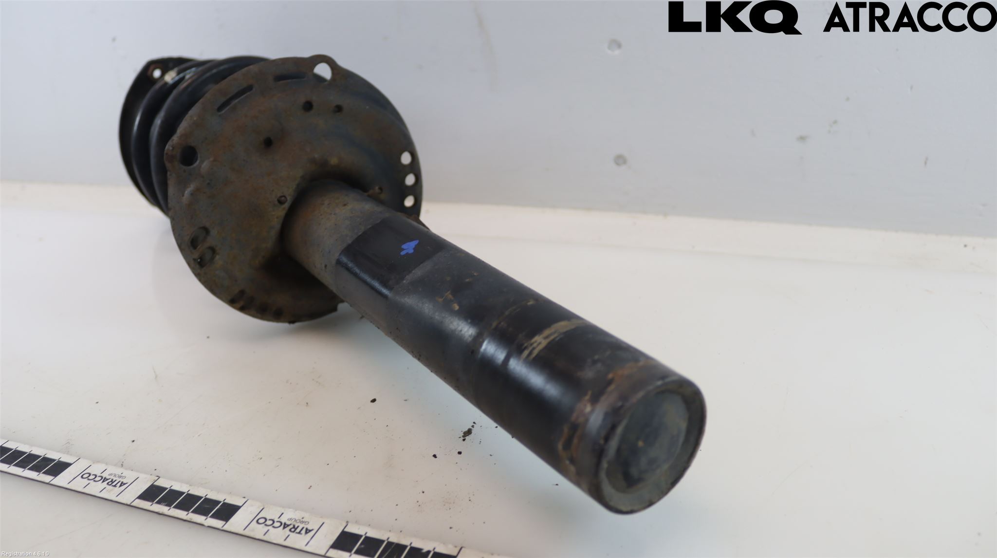 Volkswagen VW PASSAT 15-19 Fjäderben Fram Höger