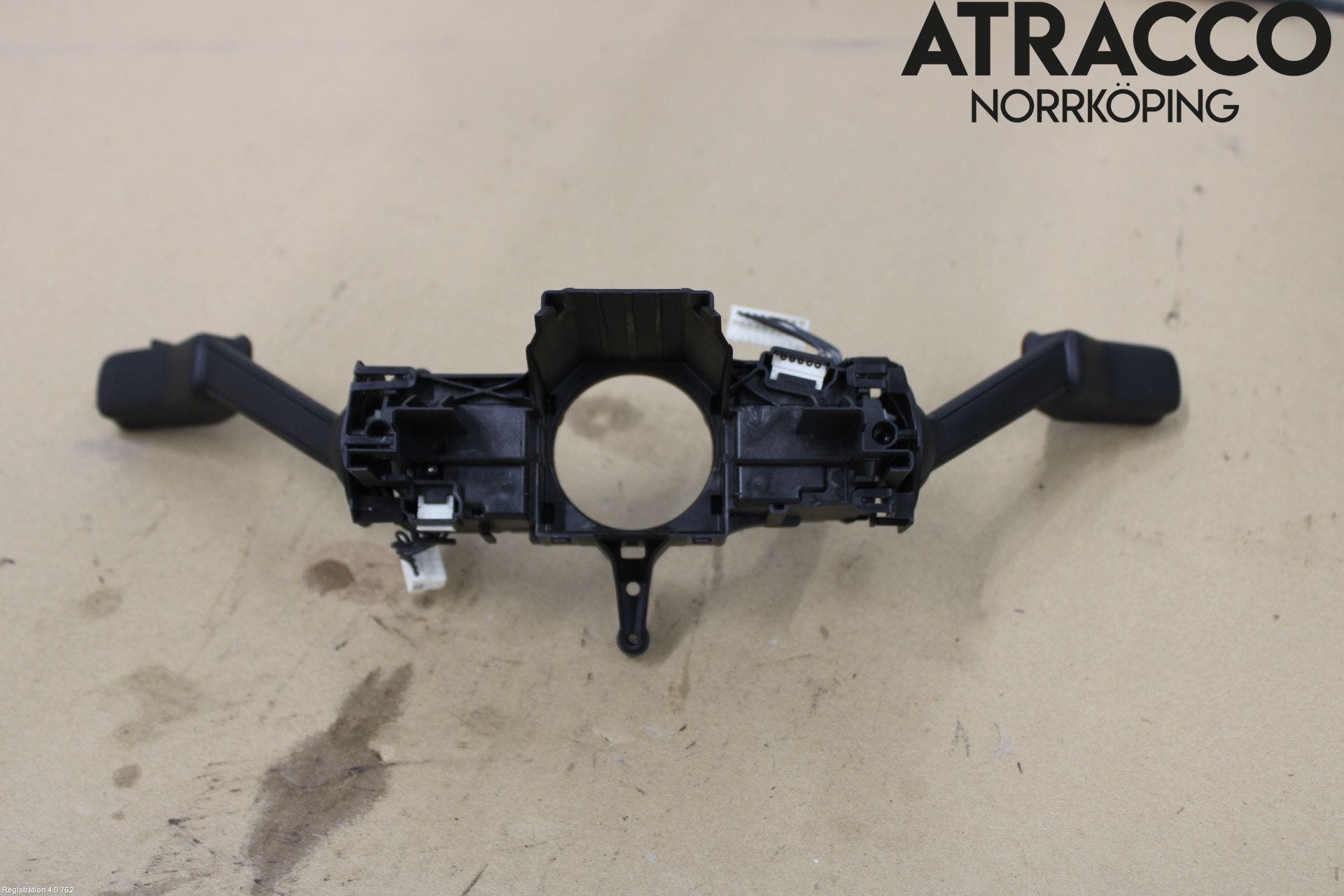 Volkswagen VW PASSAT 15-19 Spakcentral