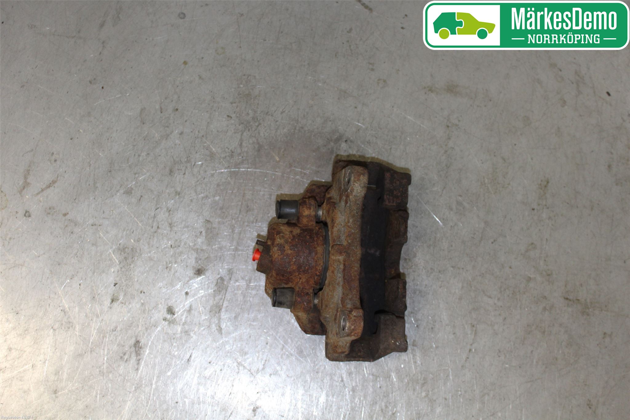 Volkswagen VW PASSAT 11-14 Bromsok Fram Vänster