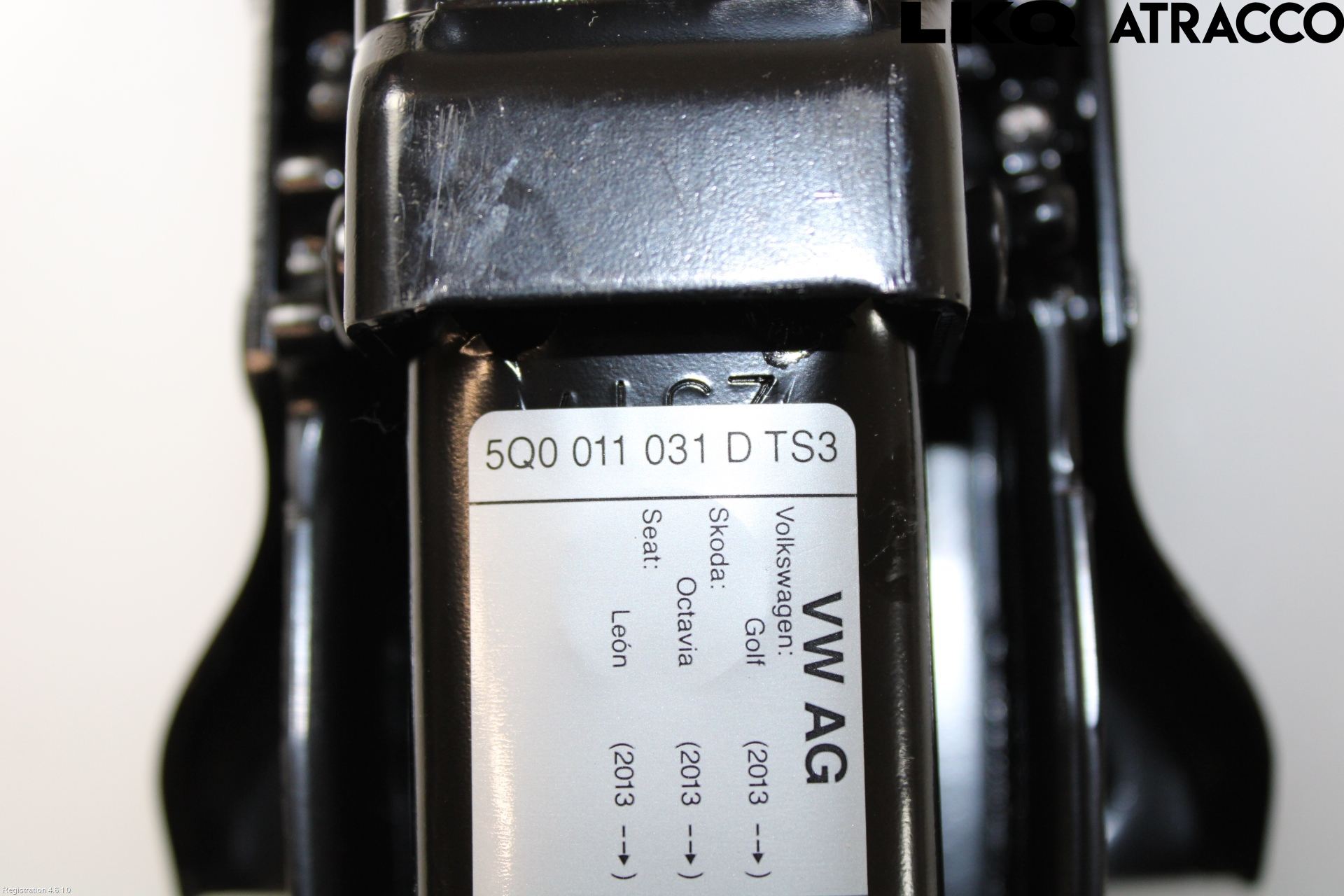 Volkswagen VW GOLF / E-GOLF VII 13-20 Domkraft