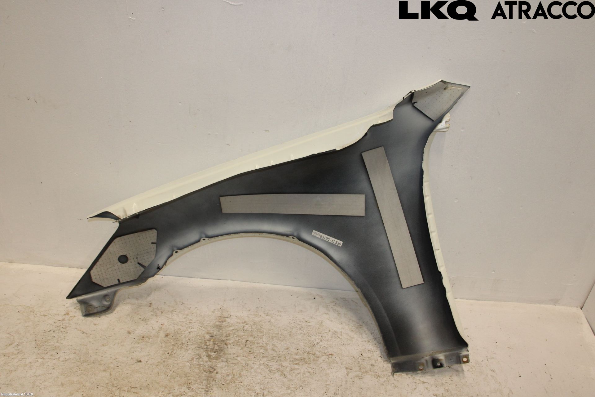 Nissan SKYLINE Skärm Fram Höger