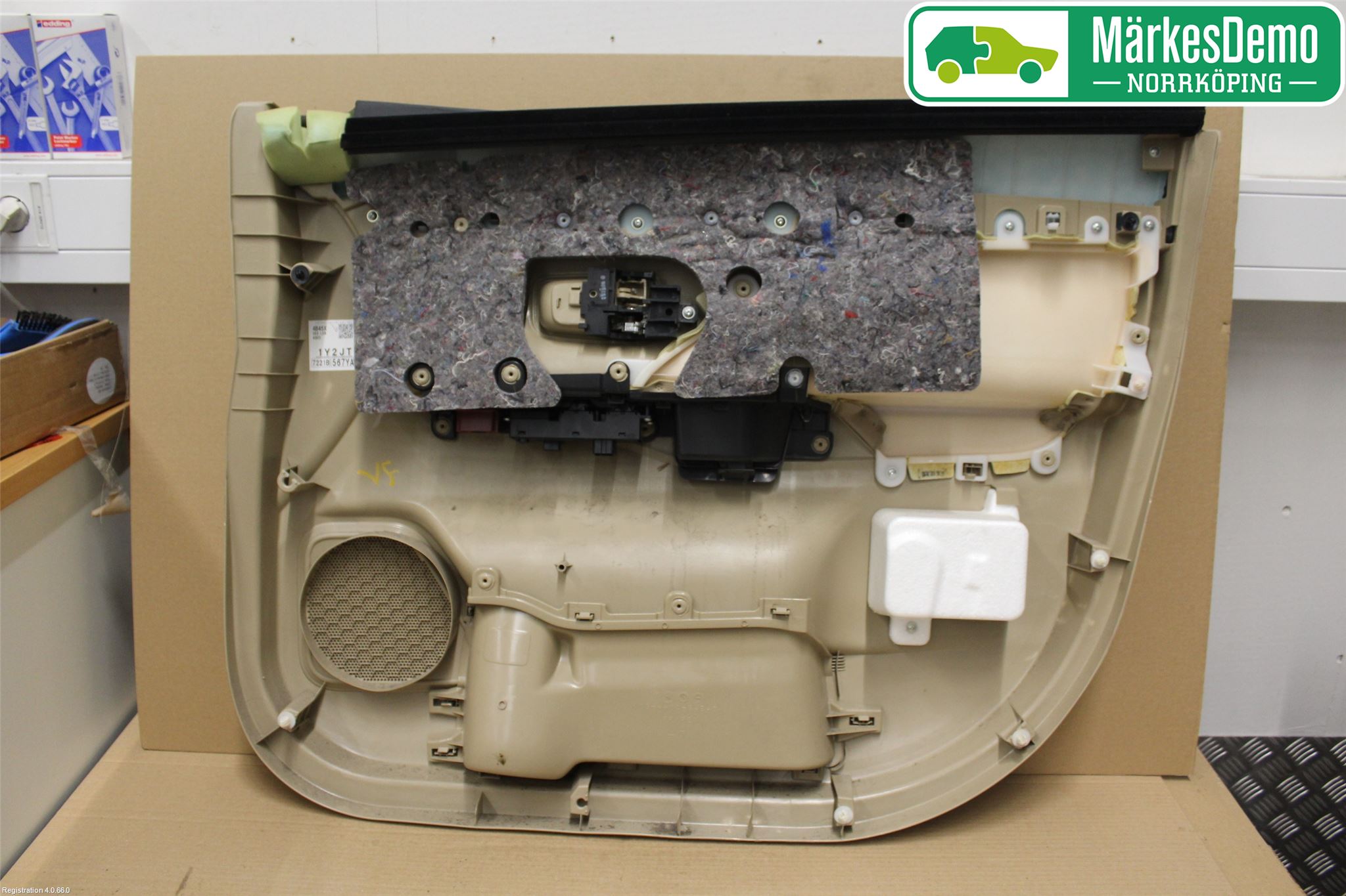 Mitsubishi OUTLANDER 13-21 Dörrklädsel Vä