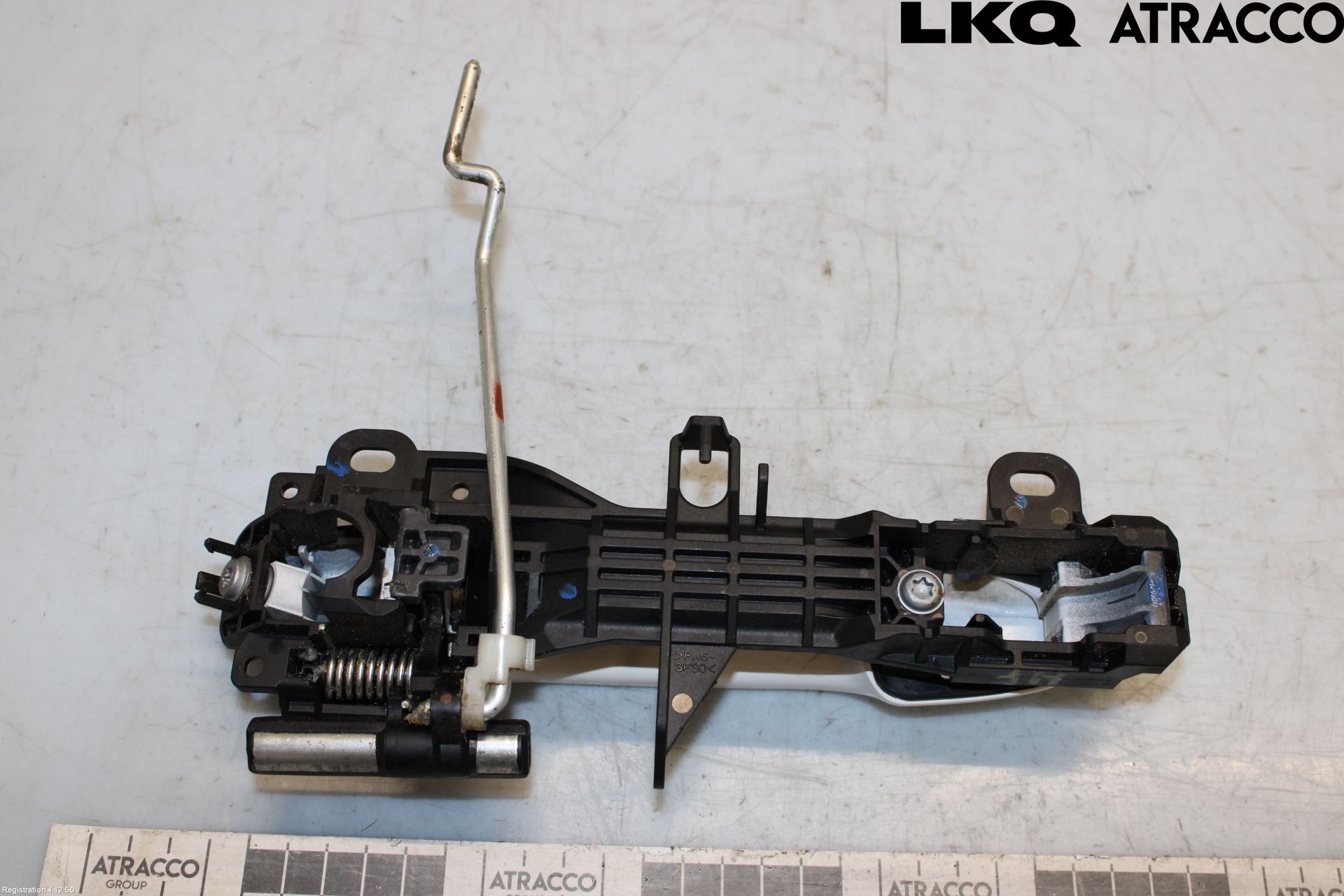 Toyota AURIS 13-19 Dörrhandtag Yttre Hö