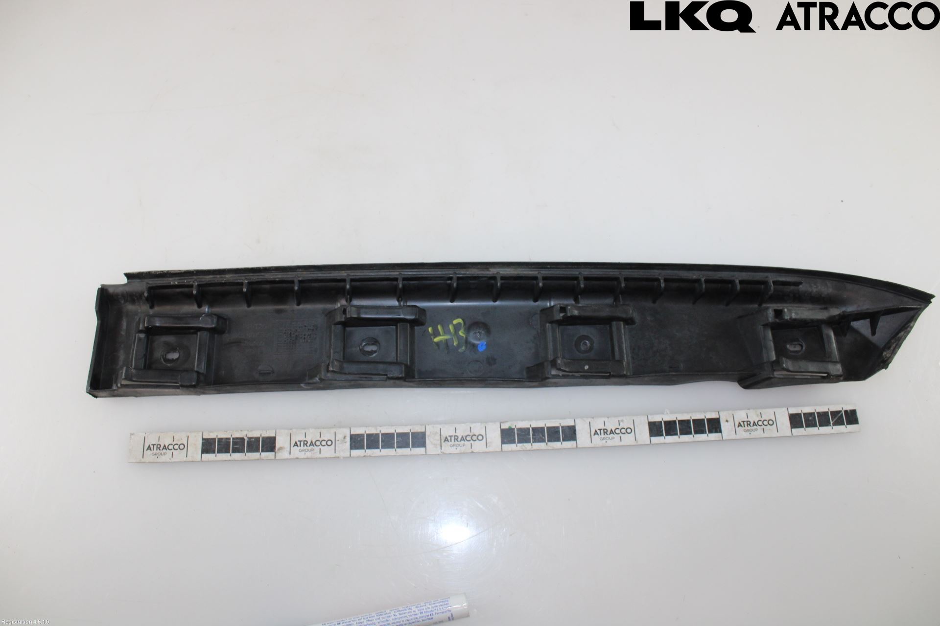 Volkswagen VW JETTA V 06-10 Stötfångarfäste Bak Hö