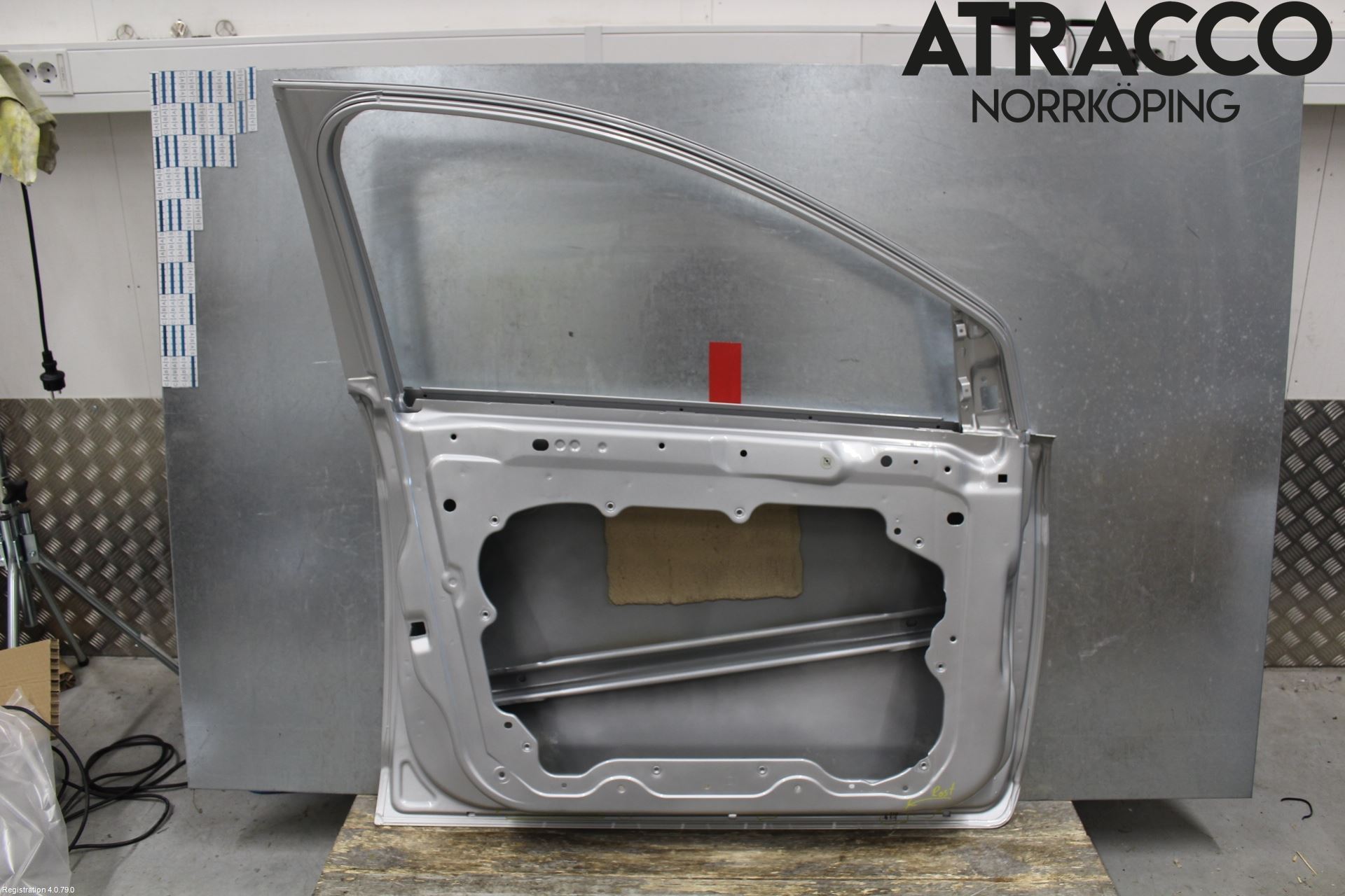 Ford FOCUS 08-11 Dörr Fram Vänster