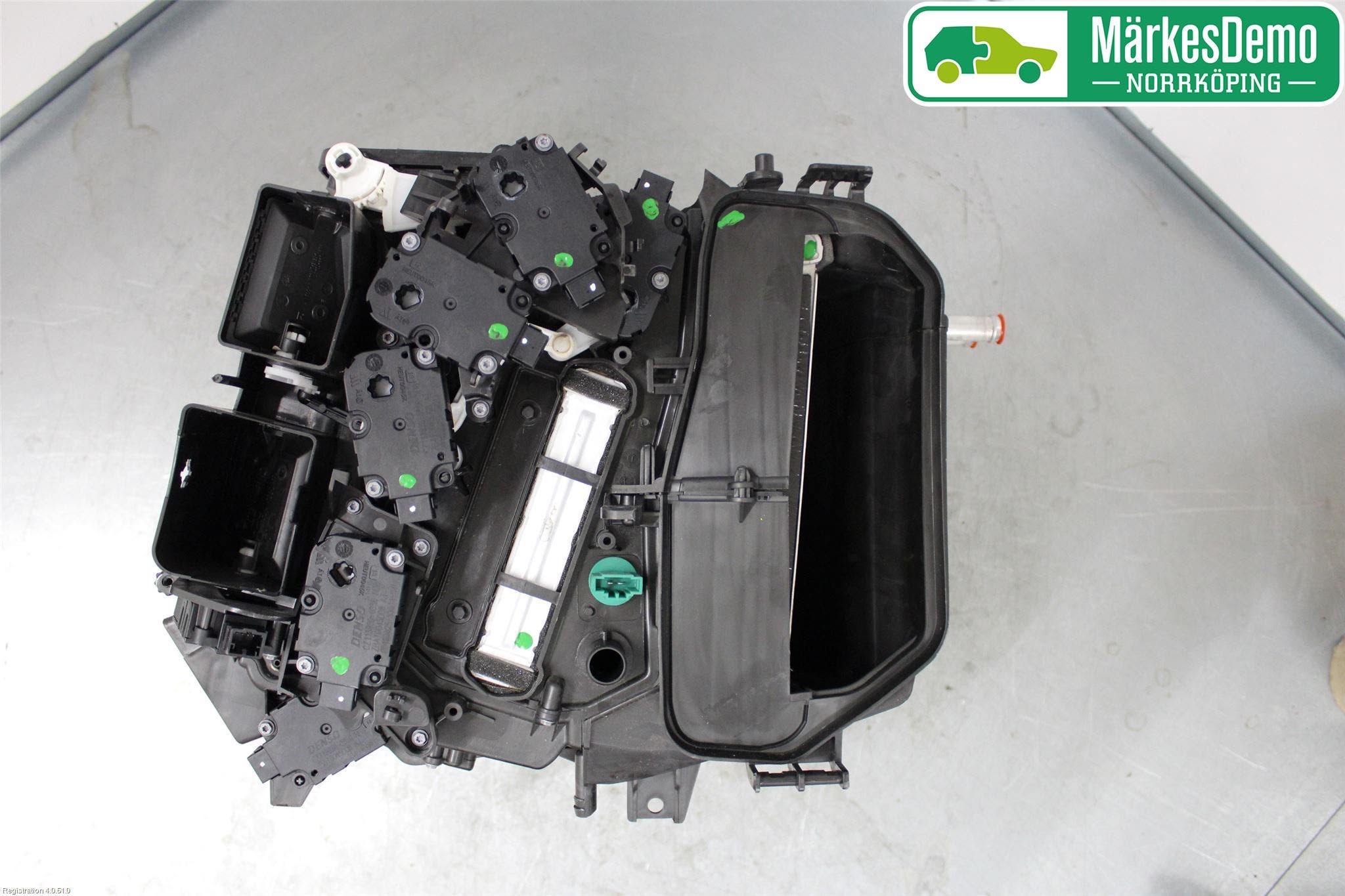 Audi A8/S8 4H 10-17 Värme Cellpaket Komp