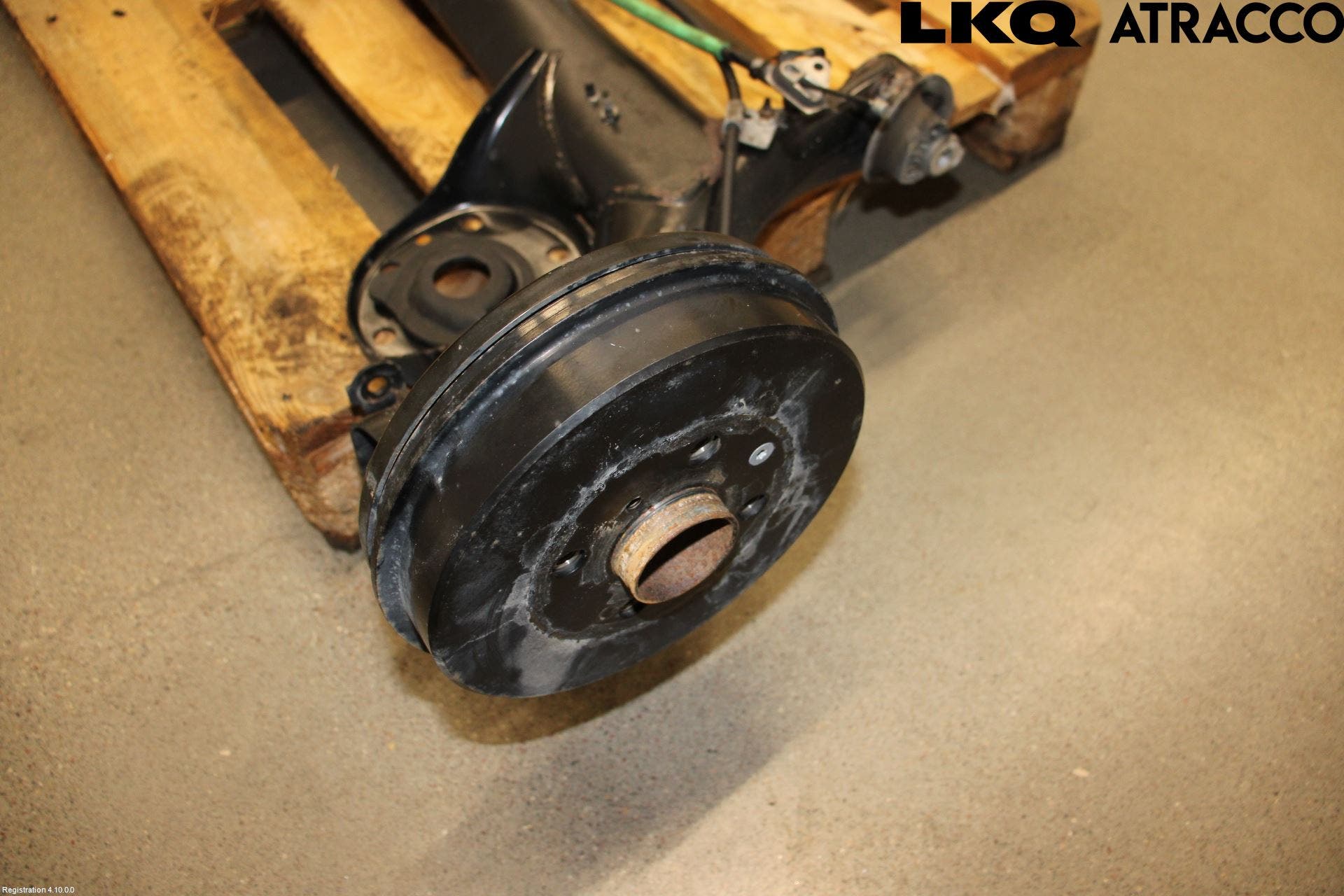 Toyota AYGO X AB70 22- Bakaxelbalk