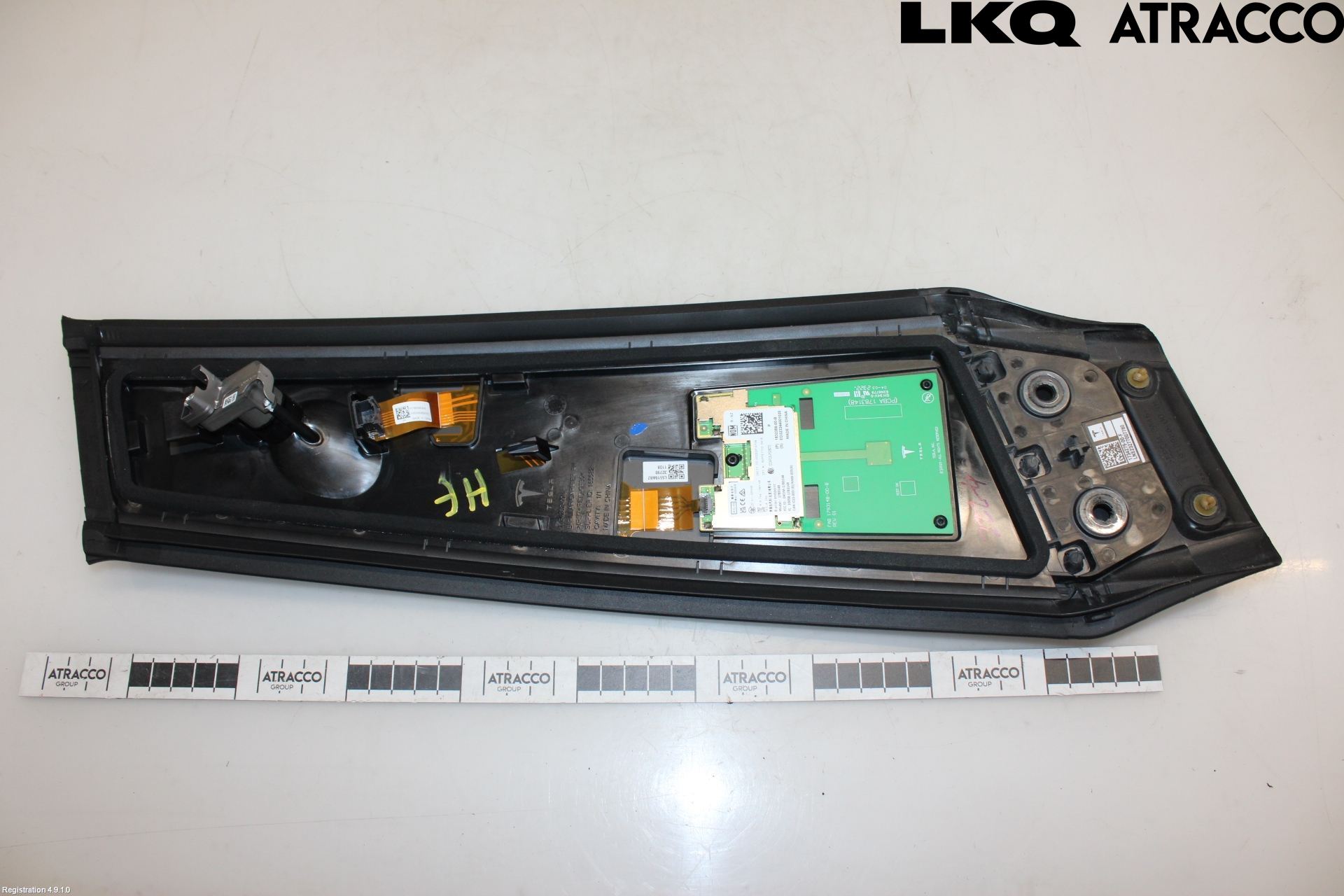 Tesla MODEL 3 17- Dörr Dekorlist Fram Hö