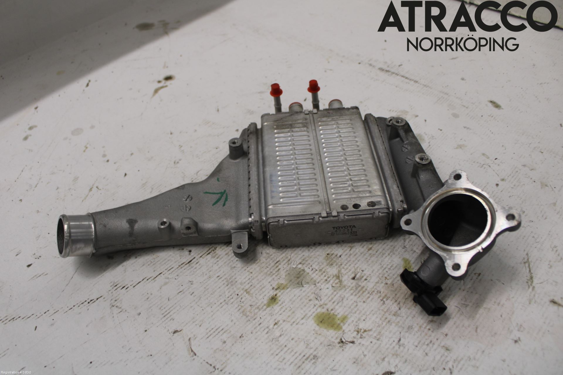 Toyota AURIS 13-19 Laddluft-Intercooler Kyl