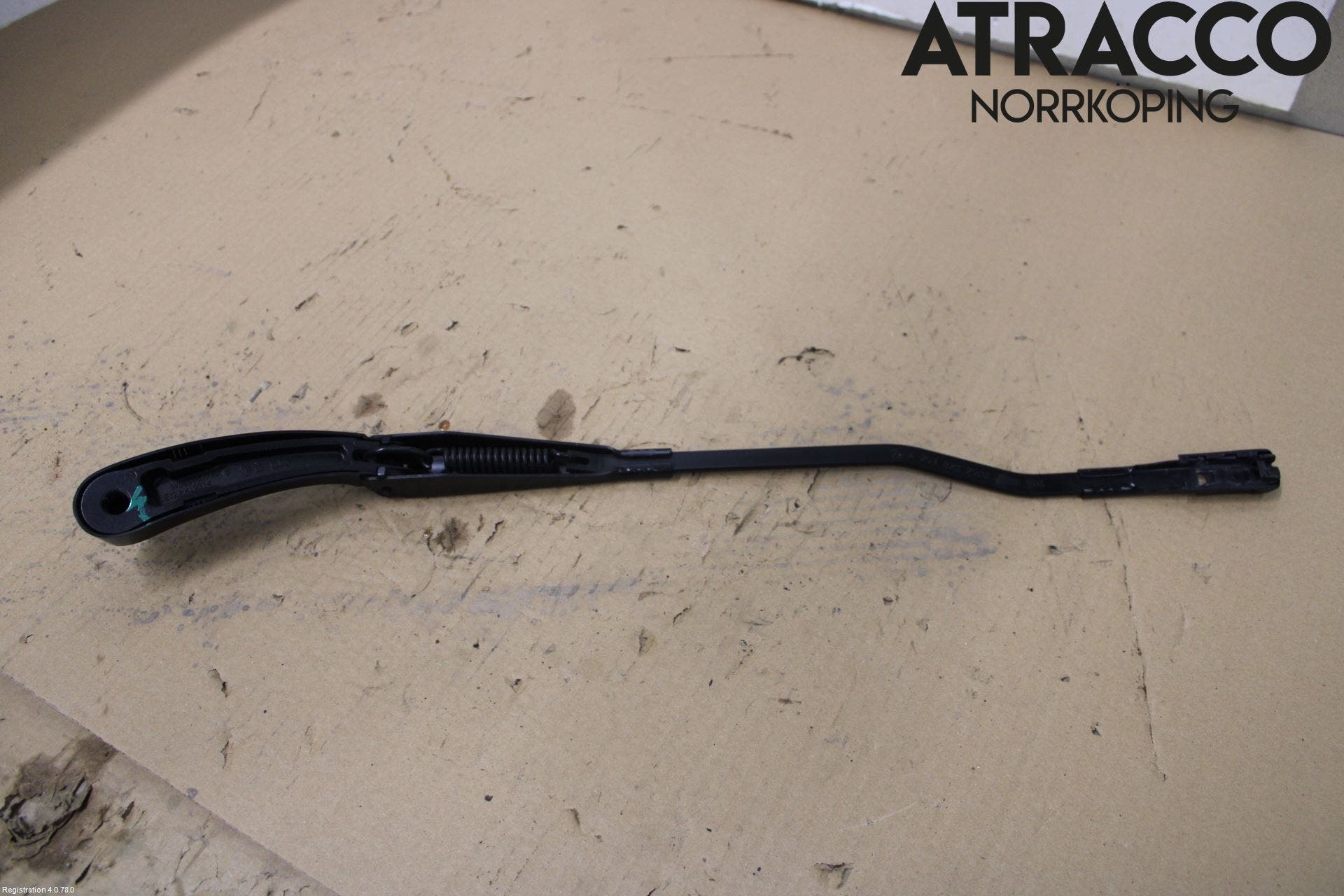 MB GLC-KLASS (X253/C253) 15-22 Torkararm Armar Vindruta