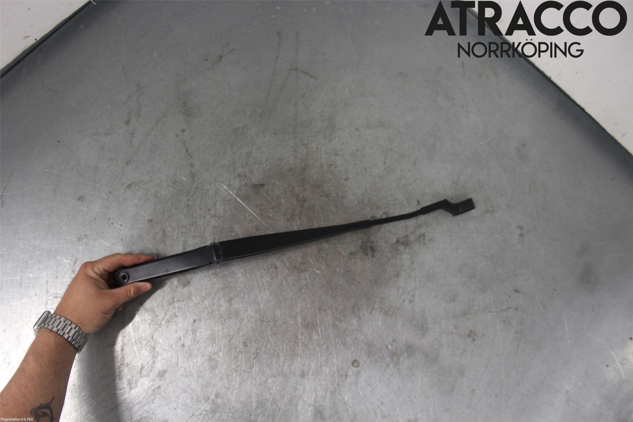 Volkswagen VW PASSAT 15-19 Torkararm Armar Vindruta