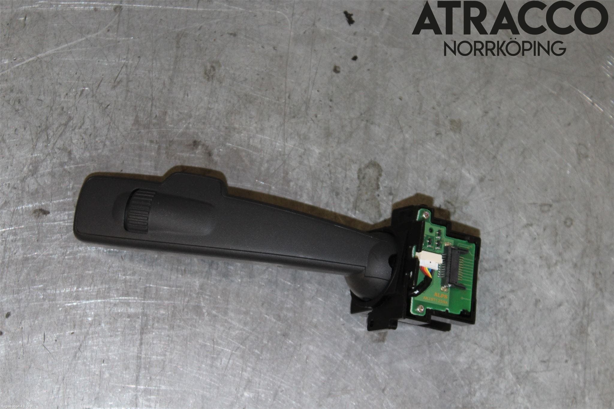 Volvo V40 12-19 Spak Torkar-Spolomk