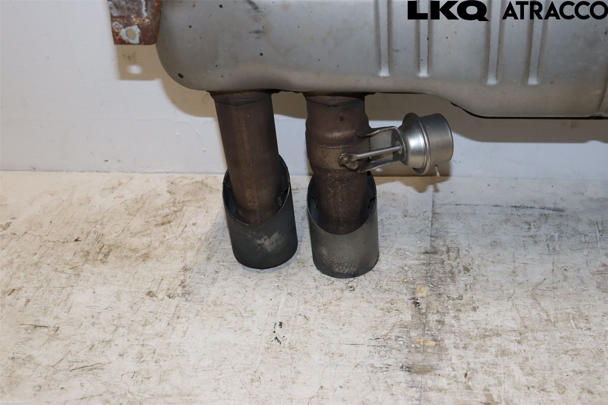 BMW X6 E71/E72   08-14 Avgas Bakre Dämpare