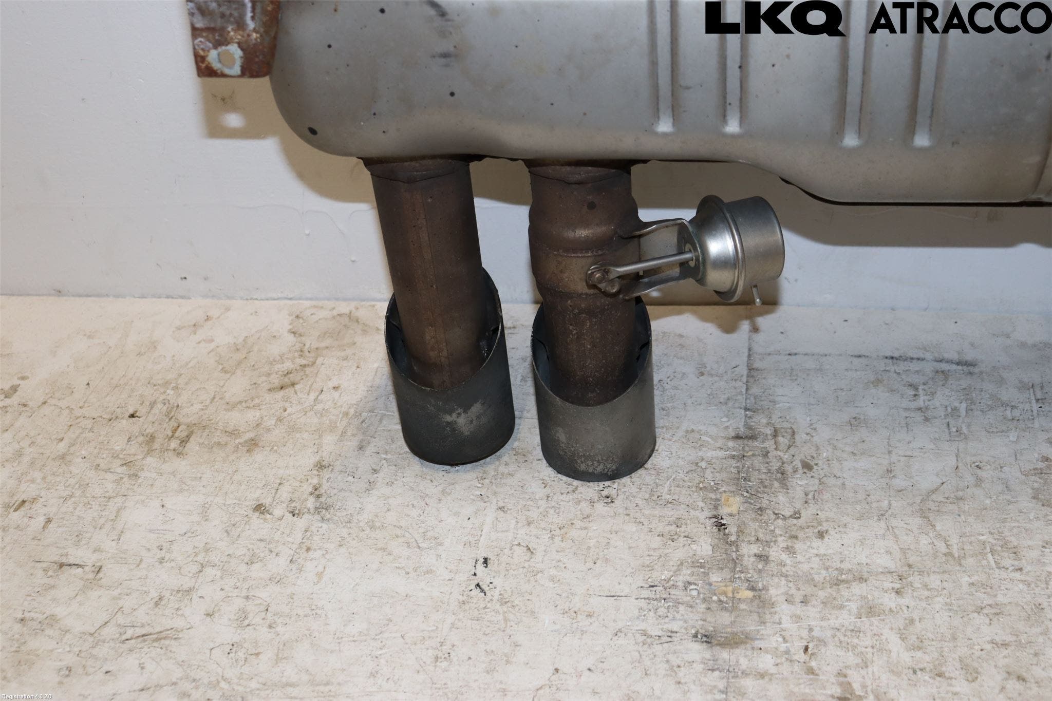 BMW X6 E71/E72   08-14 Avgas Bakre Dämpare