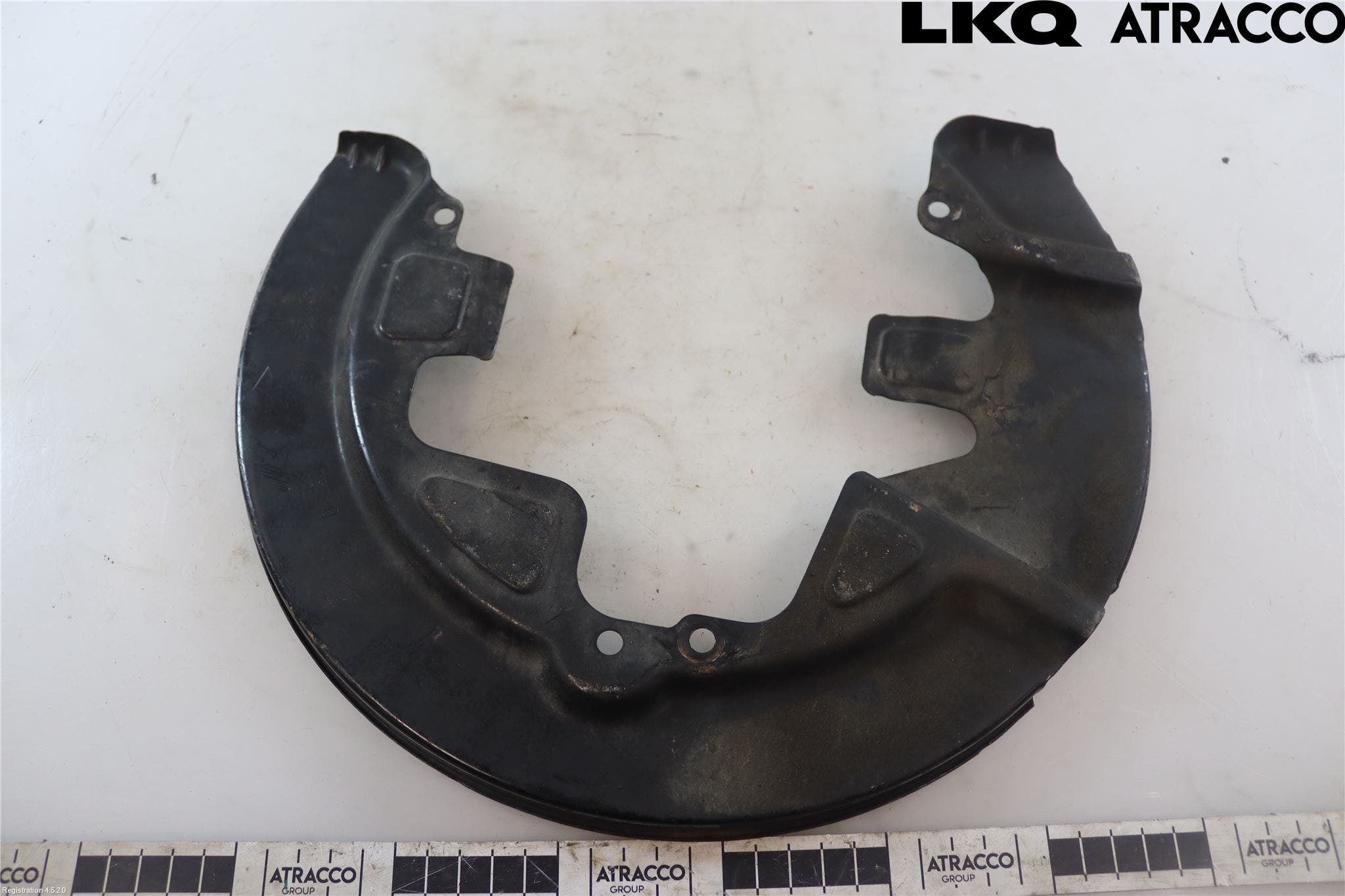 Volvo S60 05-10 Bromssköld Fram