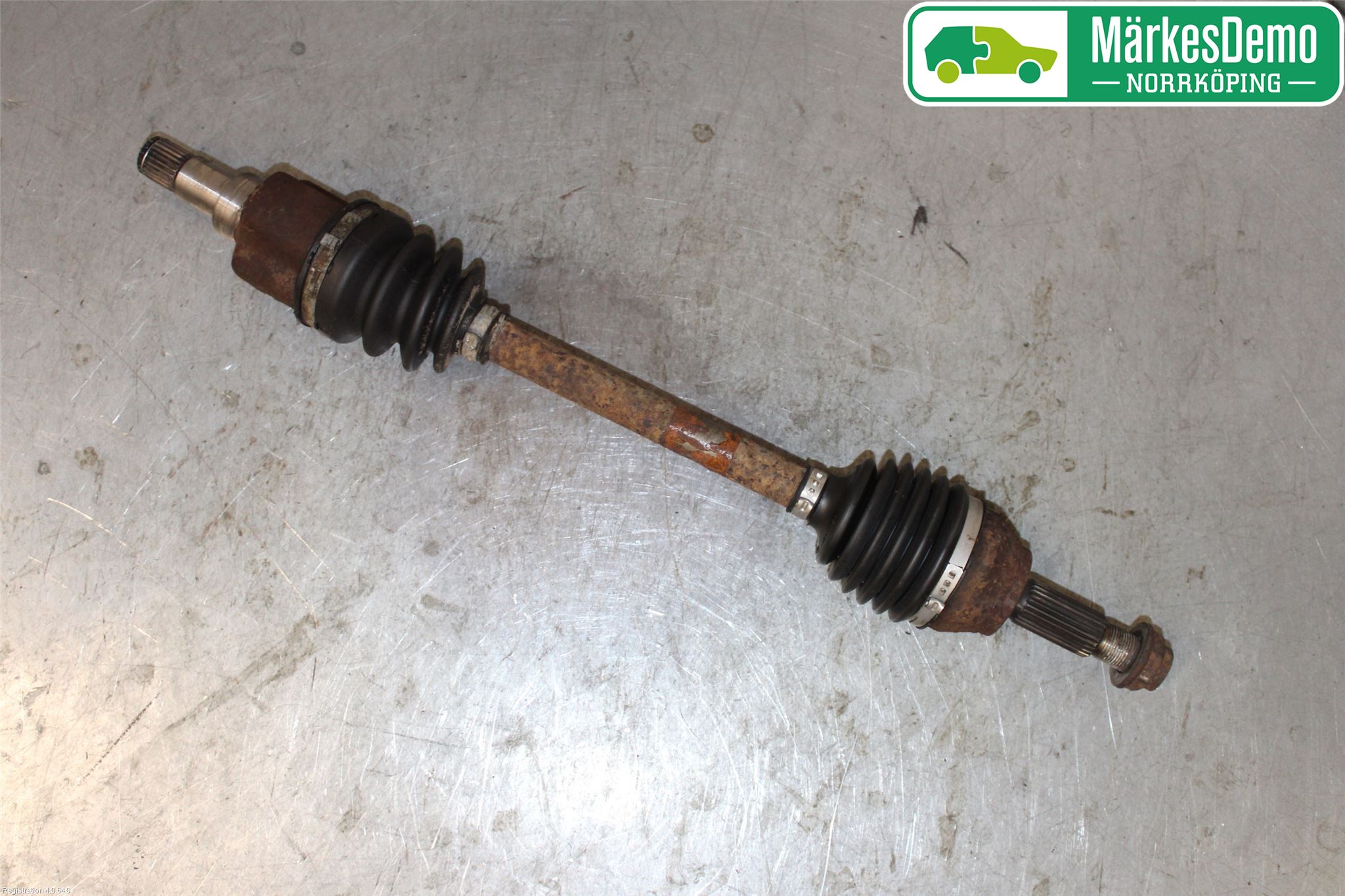 Ford FIESTA 09-12 Drivaxel Fram Vänster