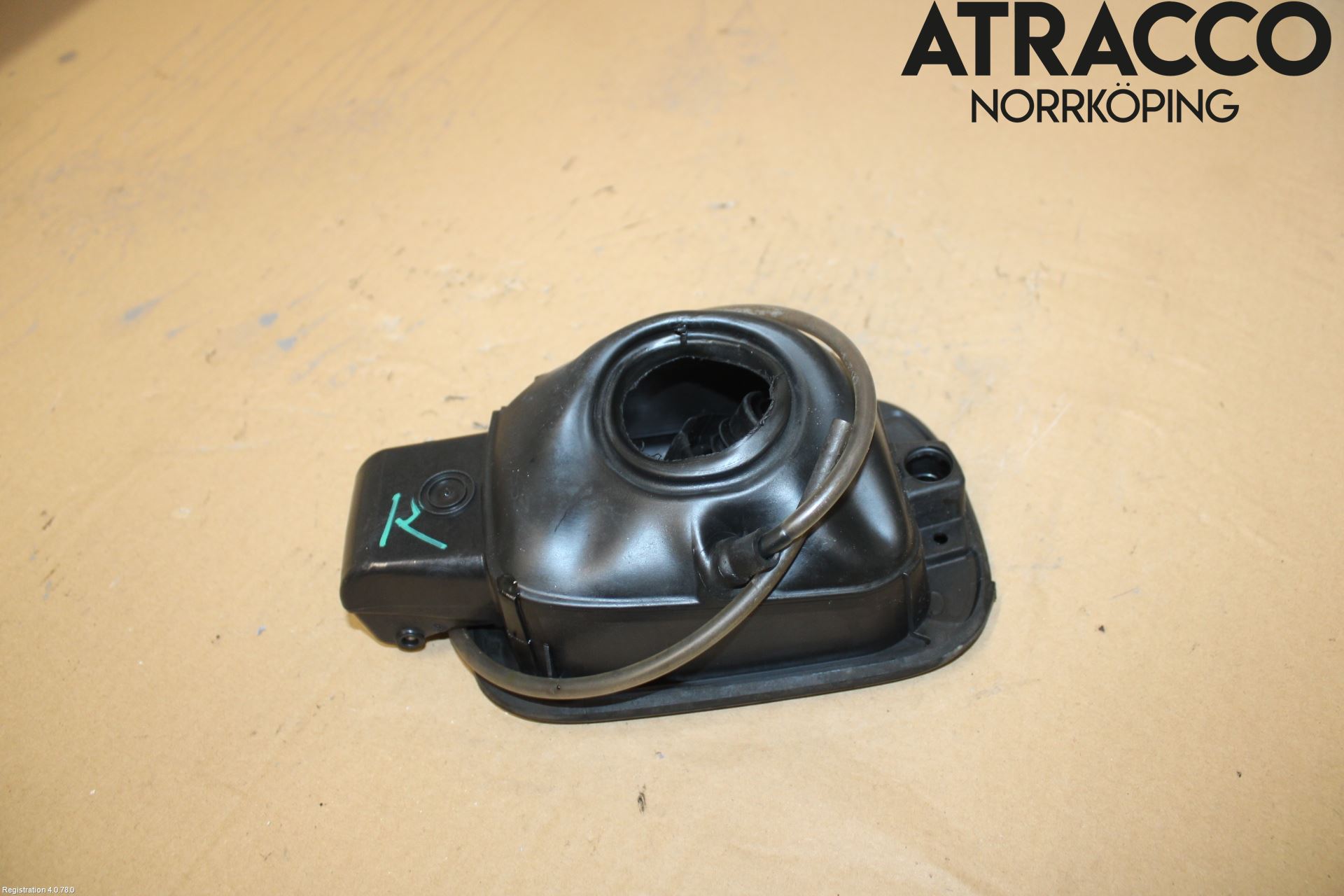 Volkswagen VW GOLF VI 09-13 Tanklucka