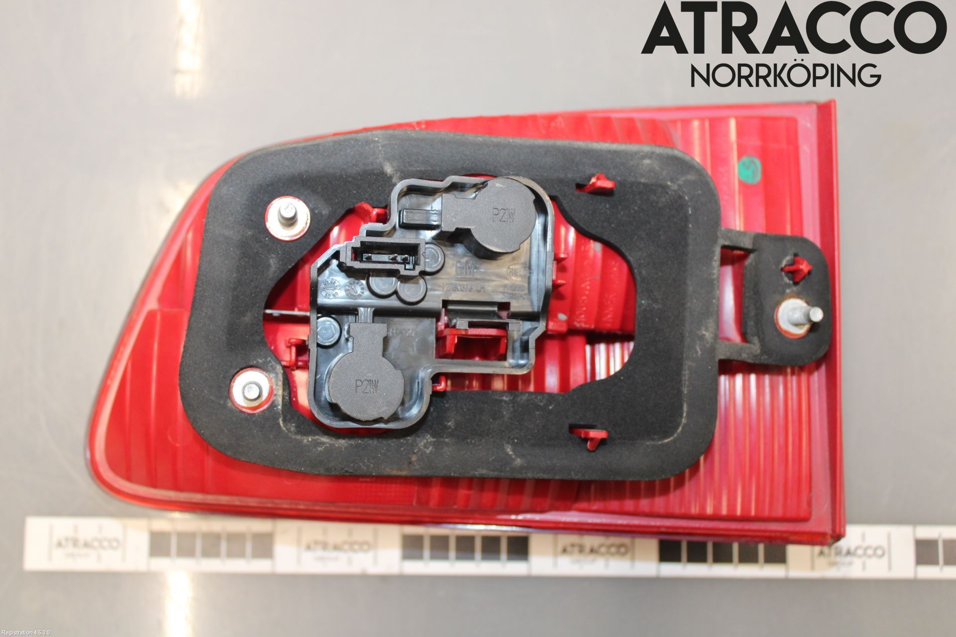 Saab 9-5     06-10 Bakljus Lucka Vä