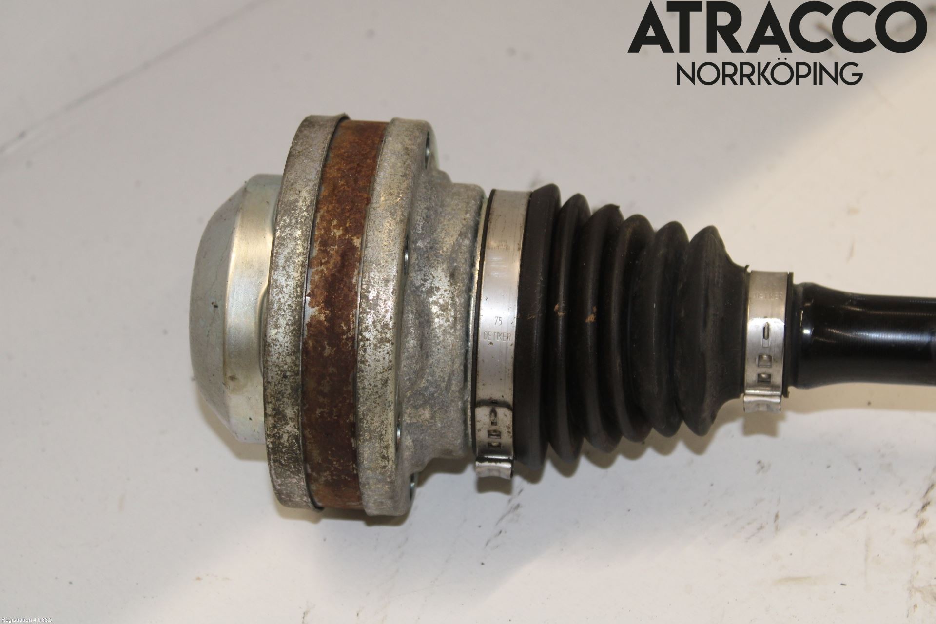 Seat ATECA 16->> Drivaxel Fram Höger