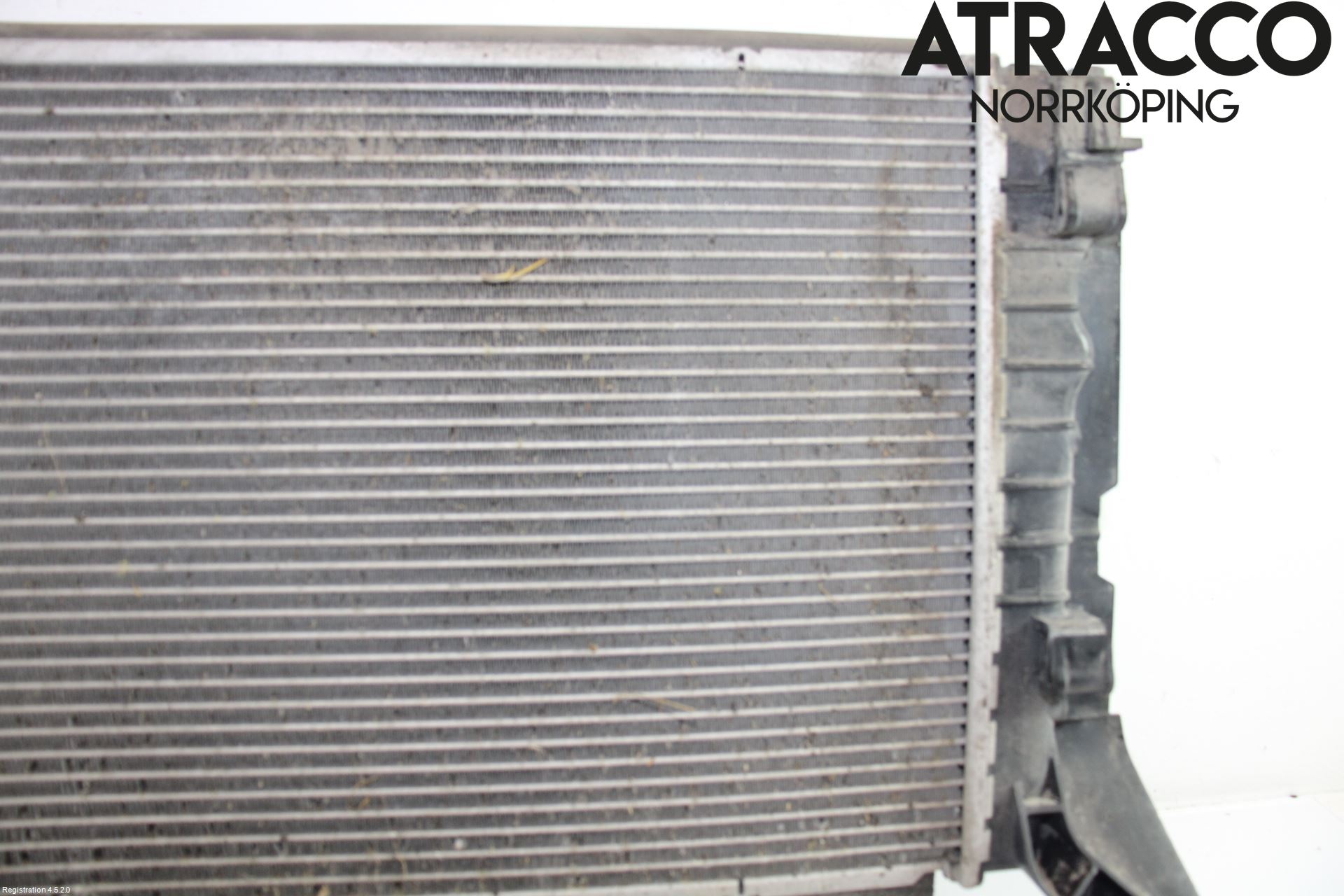 BMW 2 F46 GRAN TOURER 15-22 Kylare Aut